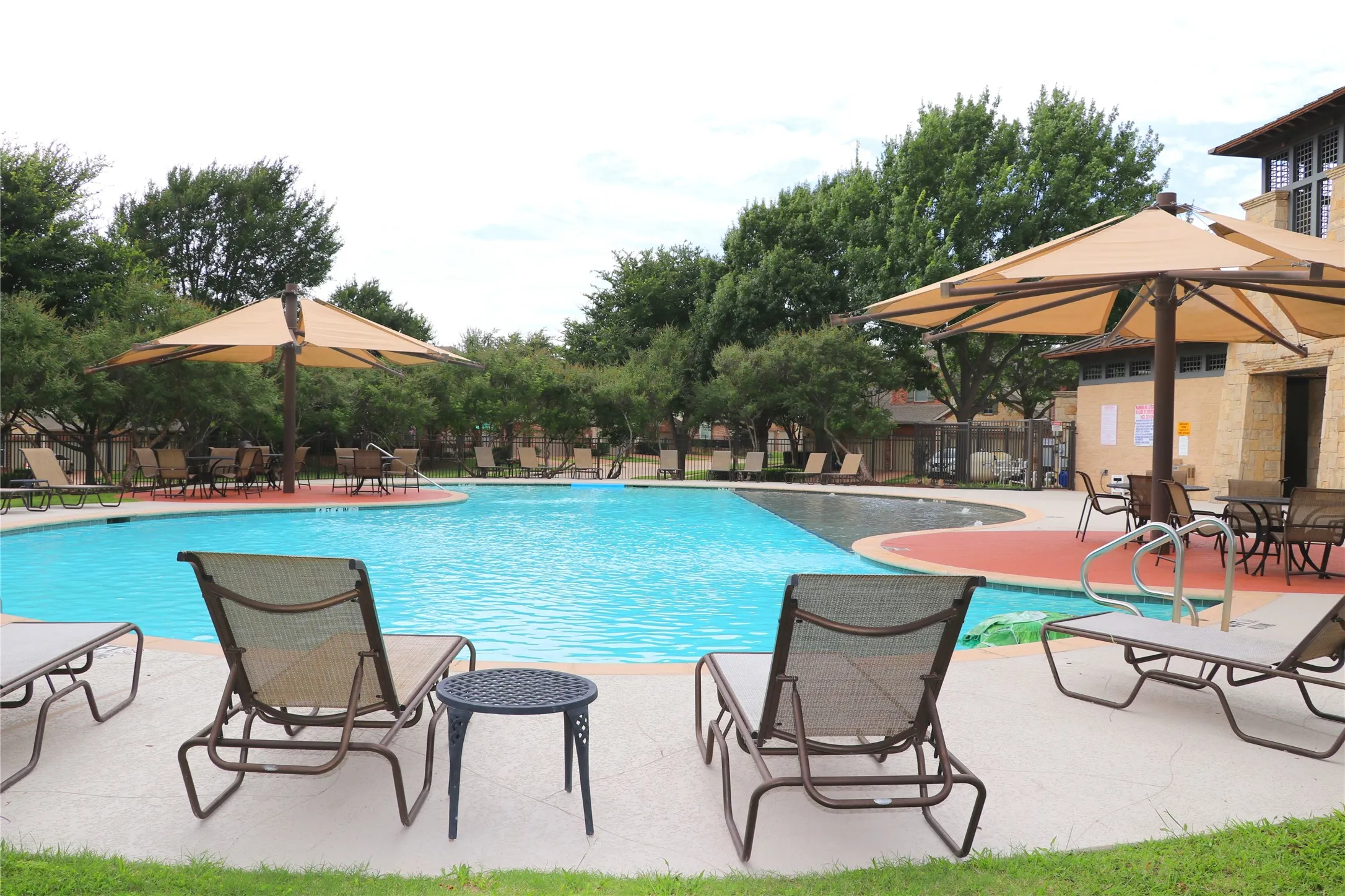 Community pool