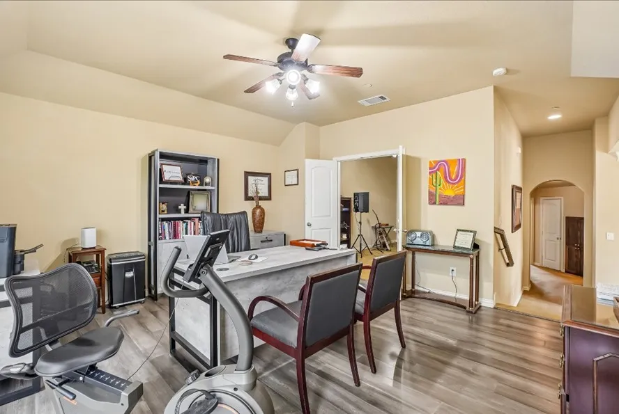 2nd upstairs Living Room