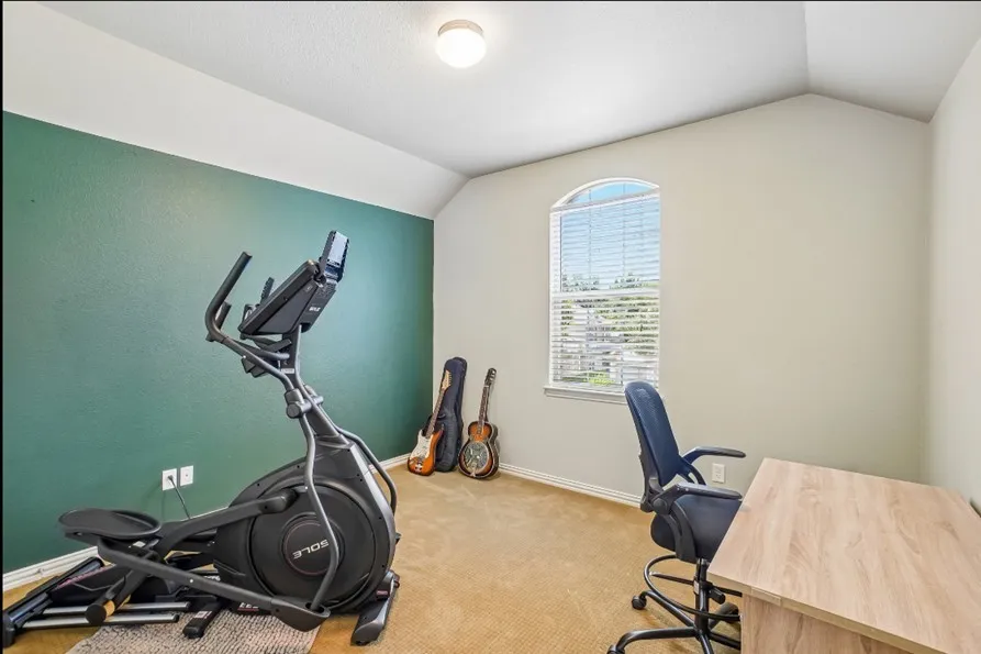 Townhouse For Sale in Dallas County , 6118 Shoal Creek Trail, Garland, Texas 75044, 3 Bedroom, 3 Bathroom, 2 Garage spaces, 2,323 Sqft, built in 2009, mls#21311713, Real Estate Agent in Garland, Homes For Sale in Dallas county, Homes For Sale in Garland, Realtor in Garland Texas, Real Estate Brokerage Independent Realty Texas, Luminita Cordes Realtor
