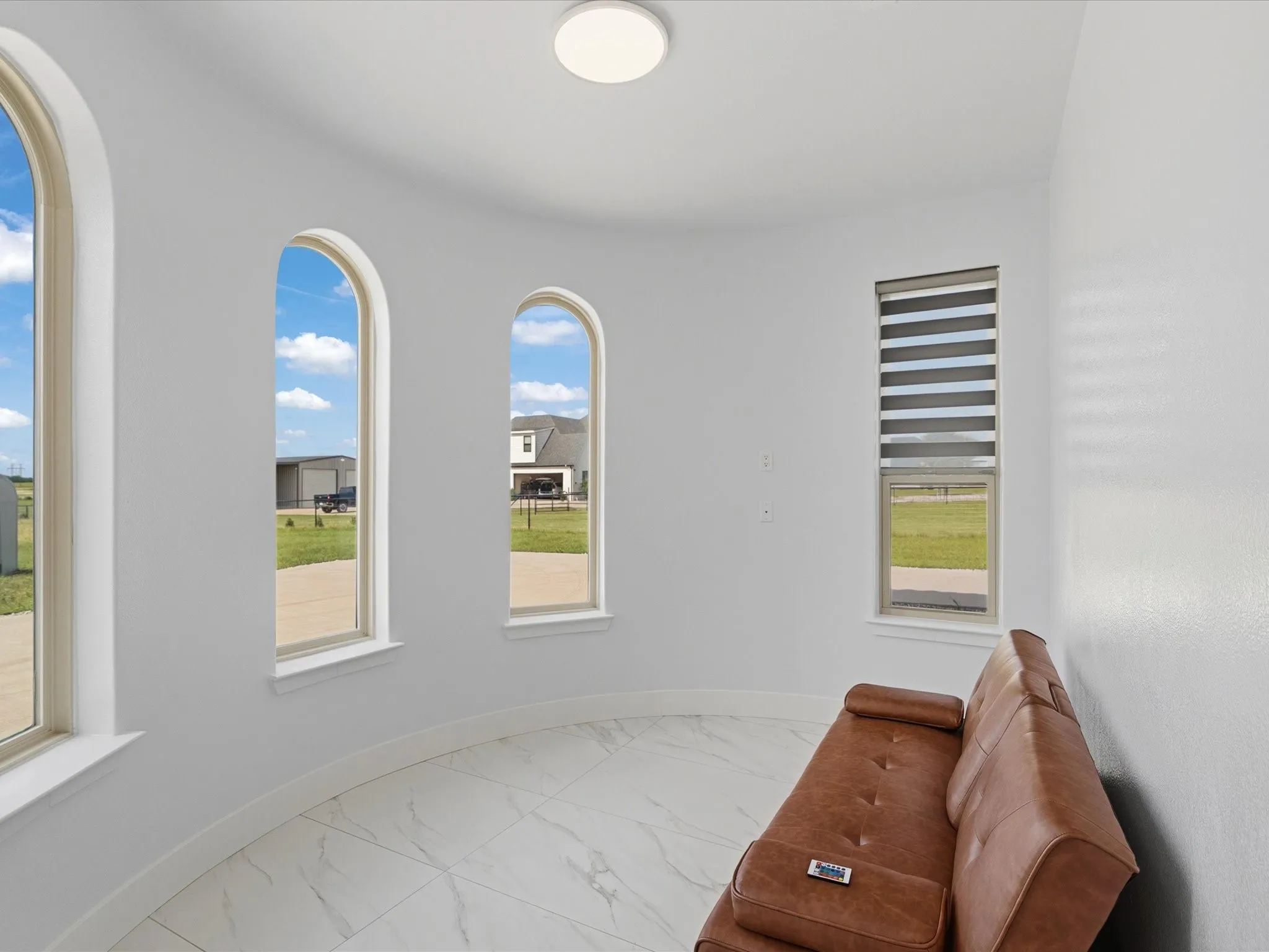 Single Family Residence For Sale in Denton County , 4450 E Masch Branch Road, Krum, Texas 76249, 5 Bedroom, 5 Bathroom, 2 Garage spaces, 3,668 Sqft, built in 2024, mls#21312705, Real Estate Agent in Krum, Homes For Sale in Denton county, Homes For Sale in Krum, Realtor in Krum Texas, Real Estate Brokerage Independent Realty Texas, Luminita Cordes Realtor