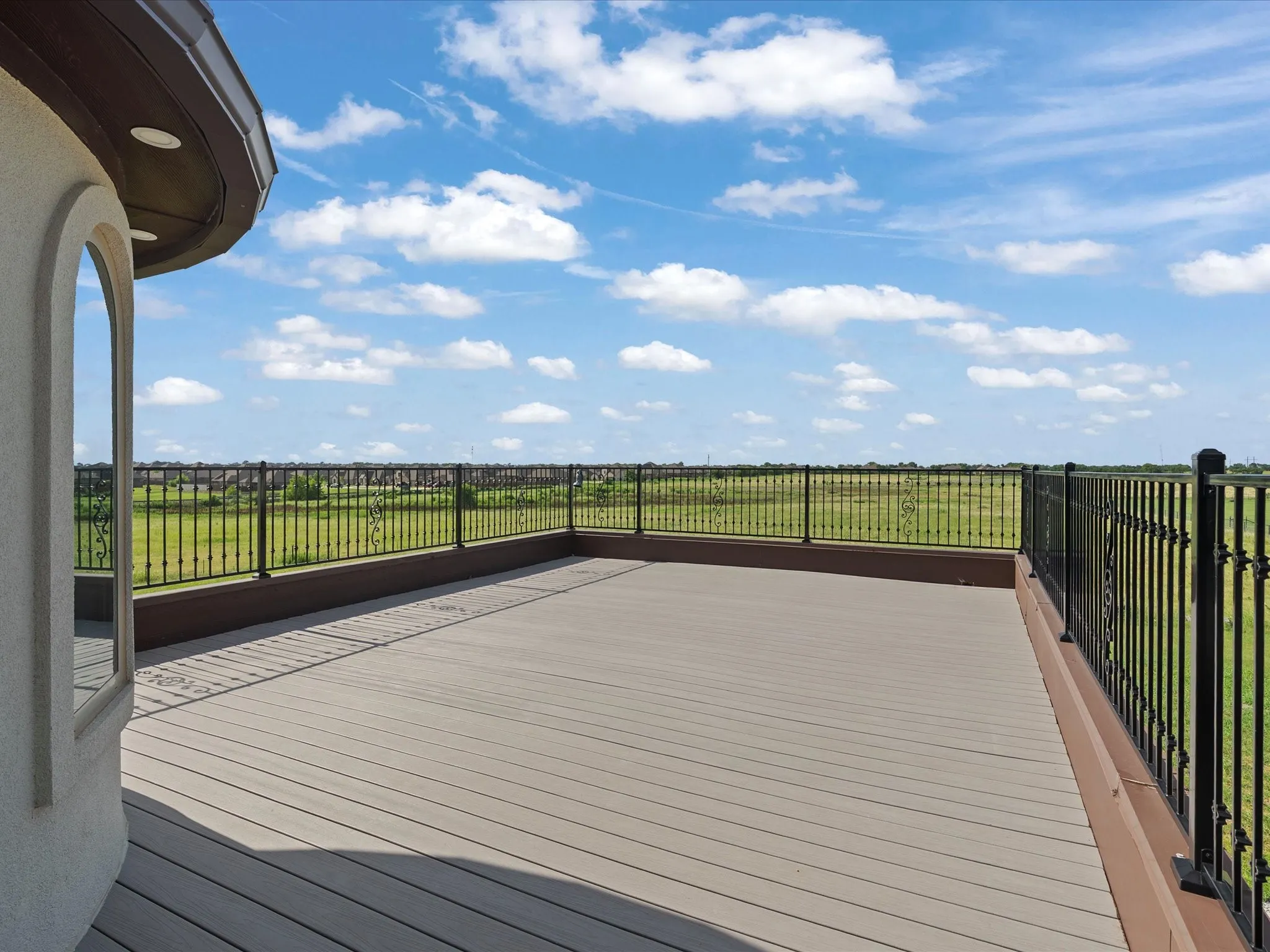 Single Family Residence For Sale in Denton County , 4450 E Masch Branch Road, Krum, Texas 76249, 5 Bedroom, 5 Bathroom, 2 Garage spaces, 3,668 Sqft, built in 2024, mls#21312705, Real Estate Agent in Krum, Homes For Sale in Denton county, Homes For Sale in Krum, Realtor in Krum Texas, Real Estate Brokerage Independent Realty Texas, Luminita Cordes Realtor