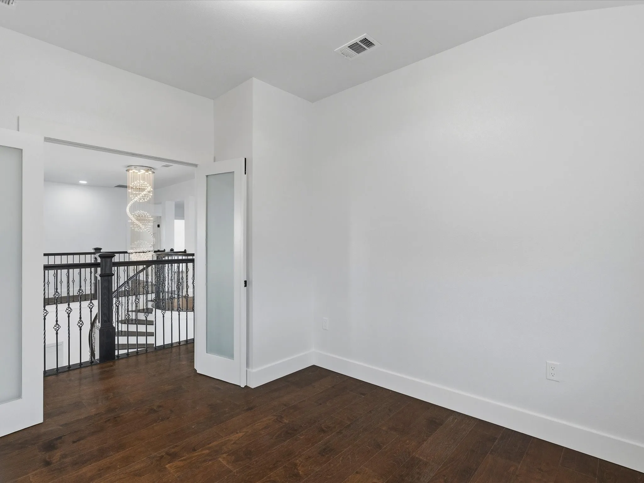 Single Family Residence For Sale in Denton County , 4450 E Masch Branch Road, Krum, Texas 76249, 5 Bedroom, 5 Bathroom, 2 Garage spaces, 3,668 Sqft, built in 2024, mls#21312705, Real Estate Agent in Krum, Homes For Sale in Denton county, Homes For Sale in Krum, Realtor in Krum Texas, Real Estate Brokerage Independent Realty Texas, Luminita Cordes Realtor