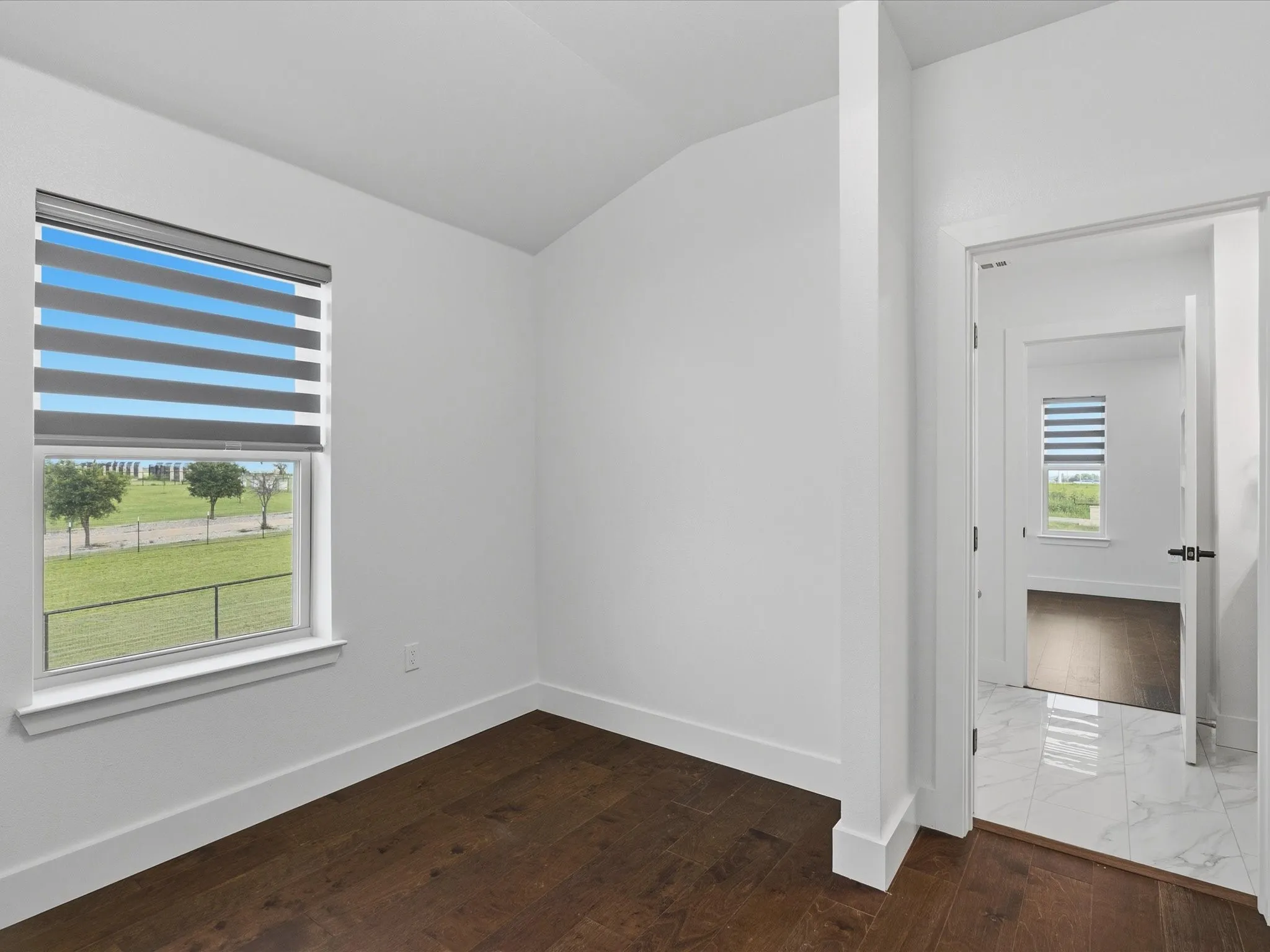 Single Family Residence For Sale in Denton County , 4450 E Masch Branch Road, Krum, Texas 76249, 5 Bedroom, 5 Bathroom, 2 Garage spaces, 3,668 Sqft, built in 2024, mls#21312705, Real Estate Agent in Krum, Homes For Sale in Denton county, Homes For Sale in Krum, Realtor in Krum Texas, Real Estate Brokerage Independent Realty Texas, Luminita Cordes Realtor