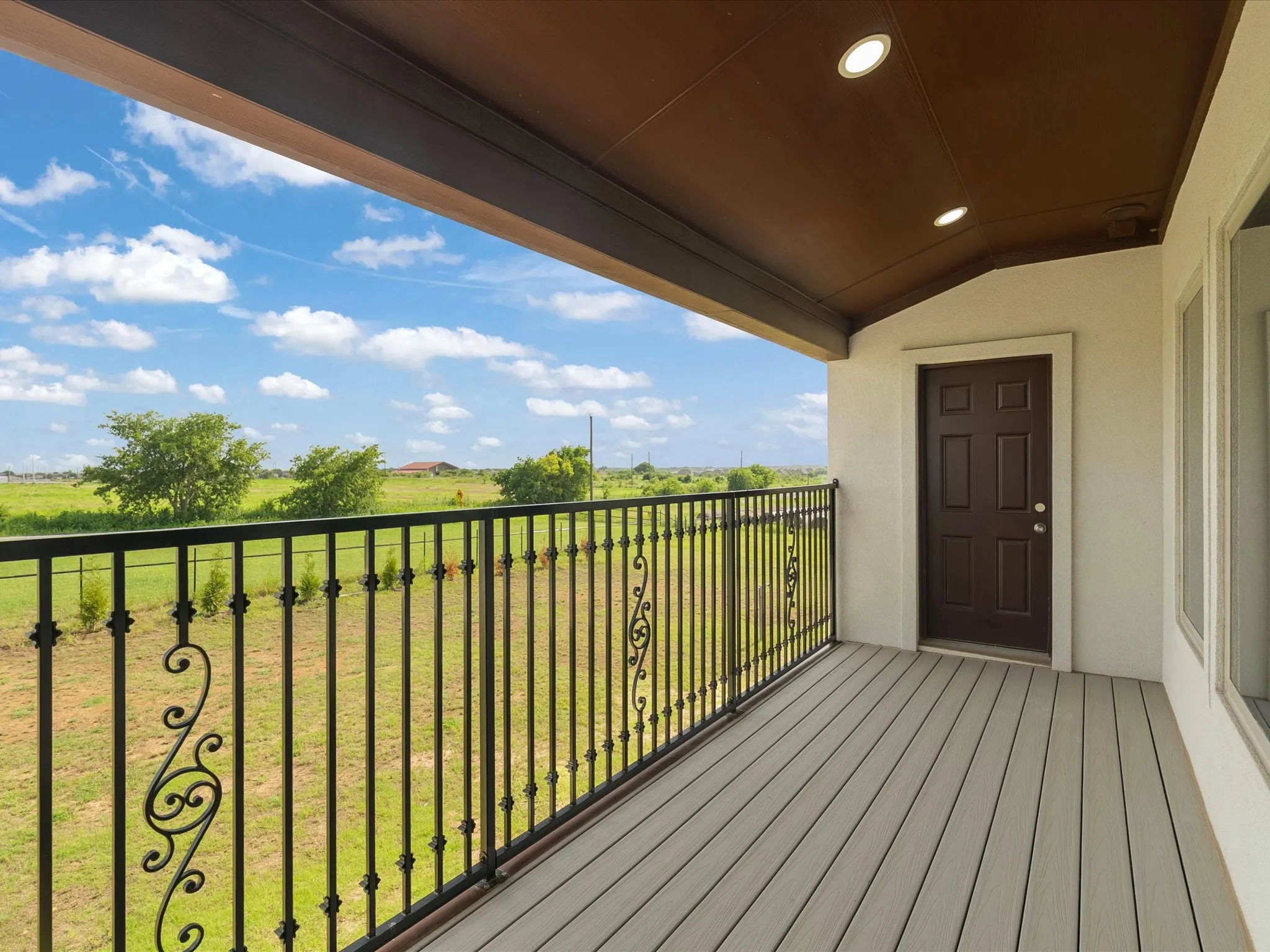 Single Family Residence For Sale in Denton County , 4450 E Masch Branch Road, Krum, Texas 76249, 5 Bedroom, 5 Bathroom, 2 Garage spaces, 3,668 Sqft, built in 2024, mls#21312705, Real Estate Agent in Krum, Homes For Sale in Denton county, Homes For Sale in Krum, Realtor in Krum Texas, Real Estate Brokerage Independent Realty Texas, Luminita Cordes Realtor