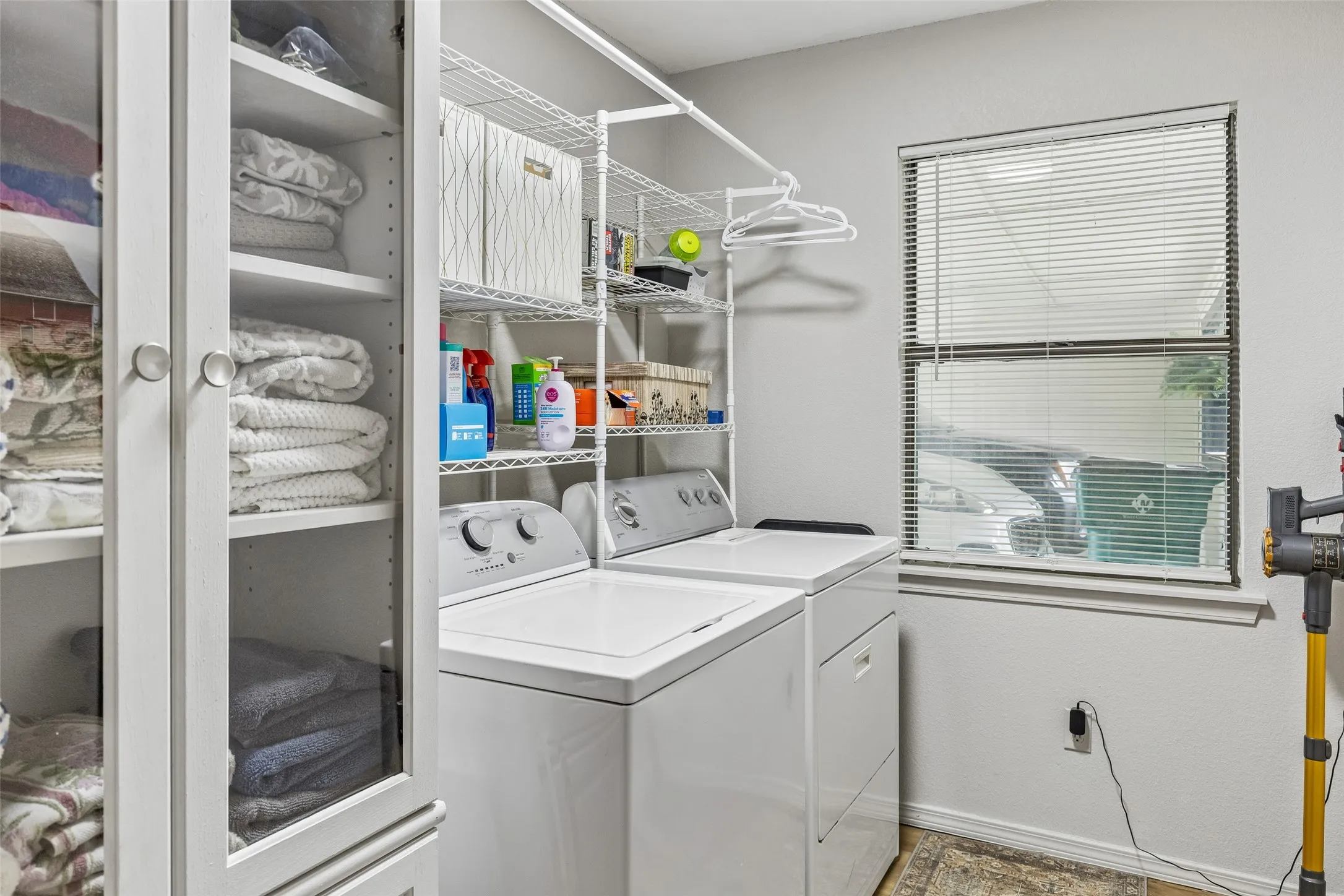 Single Family Residence For Sale in Wise County , 534 Conestoga Trail, Rhome, Texas 76078, 3 Bedroom, 2 Bathroom, Garage spaces, 1,765 Sqft, built in 1994, mls#21311883, Real Estate Agent in Rhome, Homes For Sale in Wise county, Homes For Sale in Rhome, Realtor in Rhome Texas, Real Estate Brokerage Independent Realty Texas, Luminita Cordes Realtor