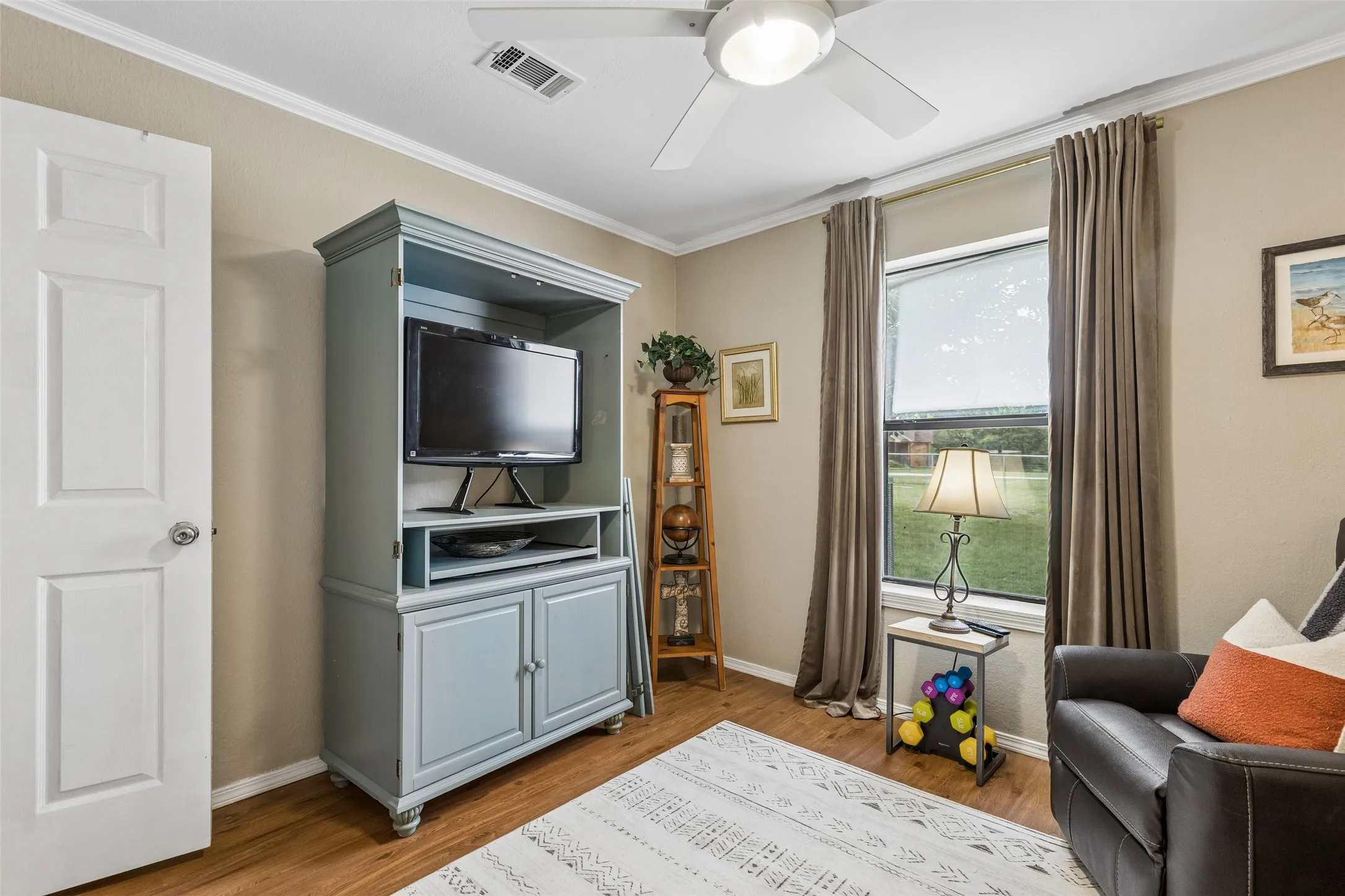 Single Family Residence For Sale in Wise County , 534 Conestoga Trail, Rhome, Texas 76078, 3 Bedroom, 2 Bathroom, Garage spaces, 1,765 Sqft, built in 1994, mls#21311883, Real Estate Agent in Rhome, Homes For Sale in Wise county, Homes For Sale in Rhome, Realtor in Rhome Texas, Real Estate Brokerage Independent Realty Texas, Luminita Cordes Realtor