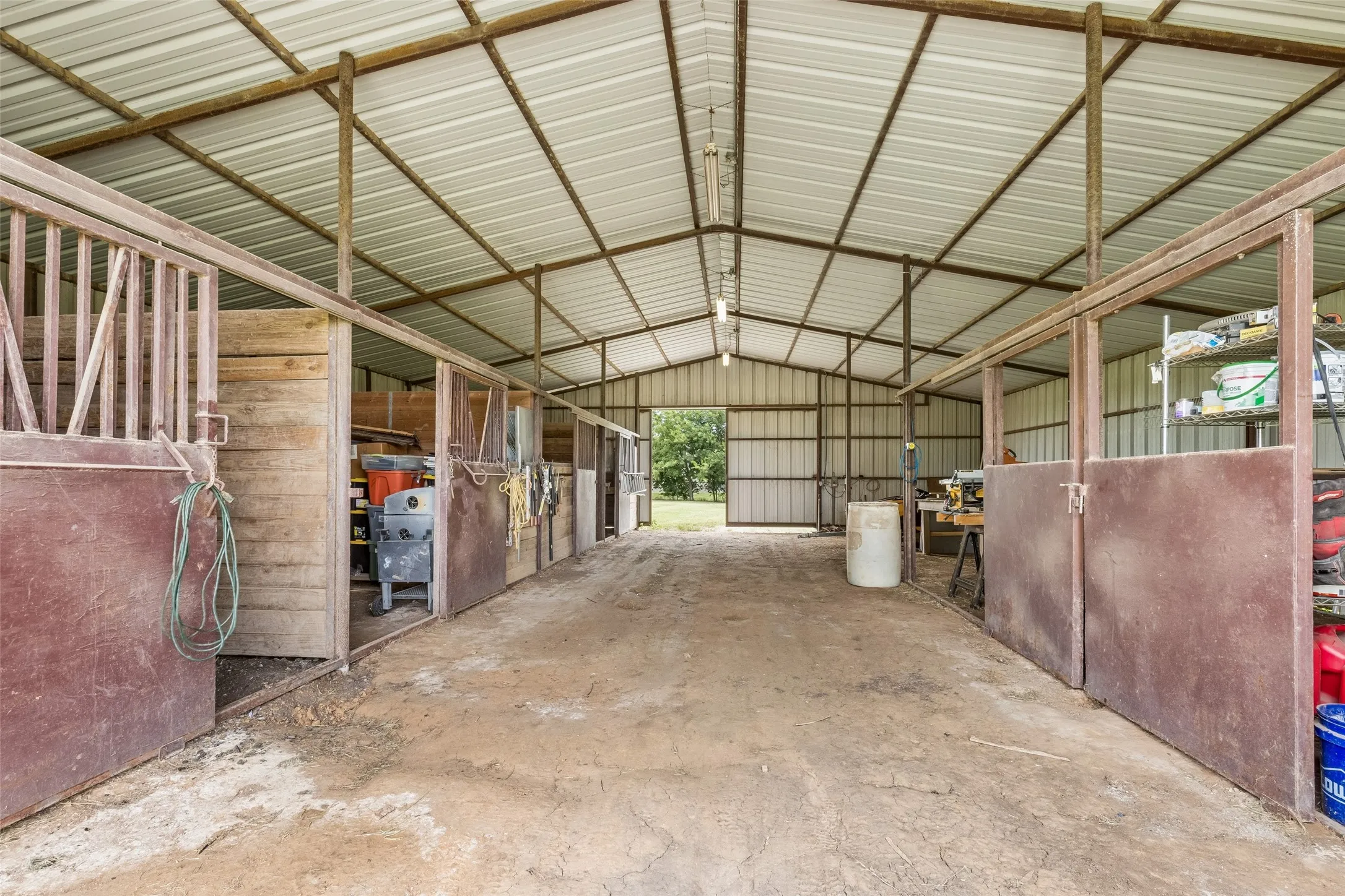 Single Family Residence For Sale in Wise County , 534 Conestoga Trail, Rhome, Texas 76078, 3 Bedroom, 2 Bathroom, Garage spaces, 1,765 Sqft, built in 1994, mls#21311883, Real Estate Agent in Rhome, Homes For Sale in Wise county, Homes For Sale in Rhome, Realtor in Rhome Texas, Real Estate Brokerage Independent Realty Texas, Luminita Cordes Realtor