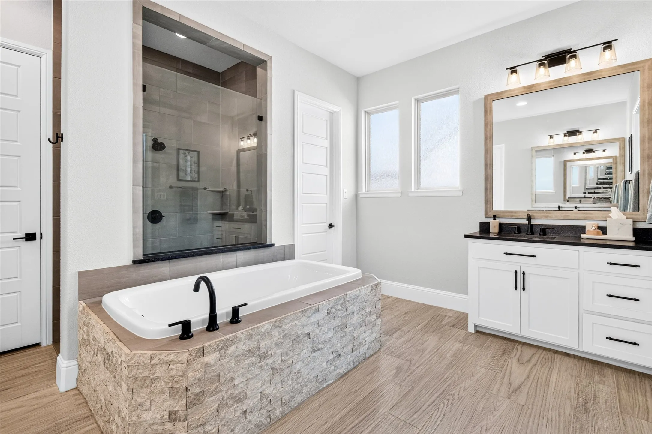 Single Family Residence For Sale in Collin County , 2170 Ivywood Lane, Prosper, Texas 75078, 4 Bedroom, 5 Bathroom, 3 Garage spaces, 3,676 Sqft, built in 2021, mls#21313734, Real Estate Agent in Prosper, Homes For Sale in Collin county, Homes For Sale in Prosper, Realtor in Prosper Texas, Real Estate Brokerage Independent Realty Texas, Luminita Cordes Realtor