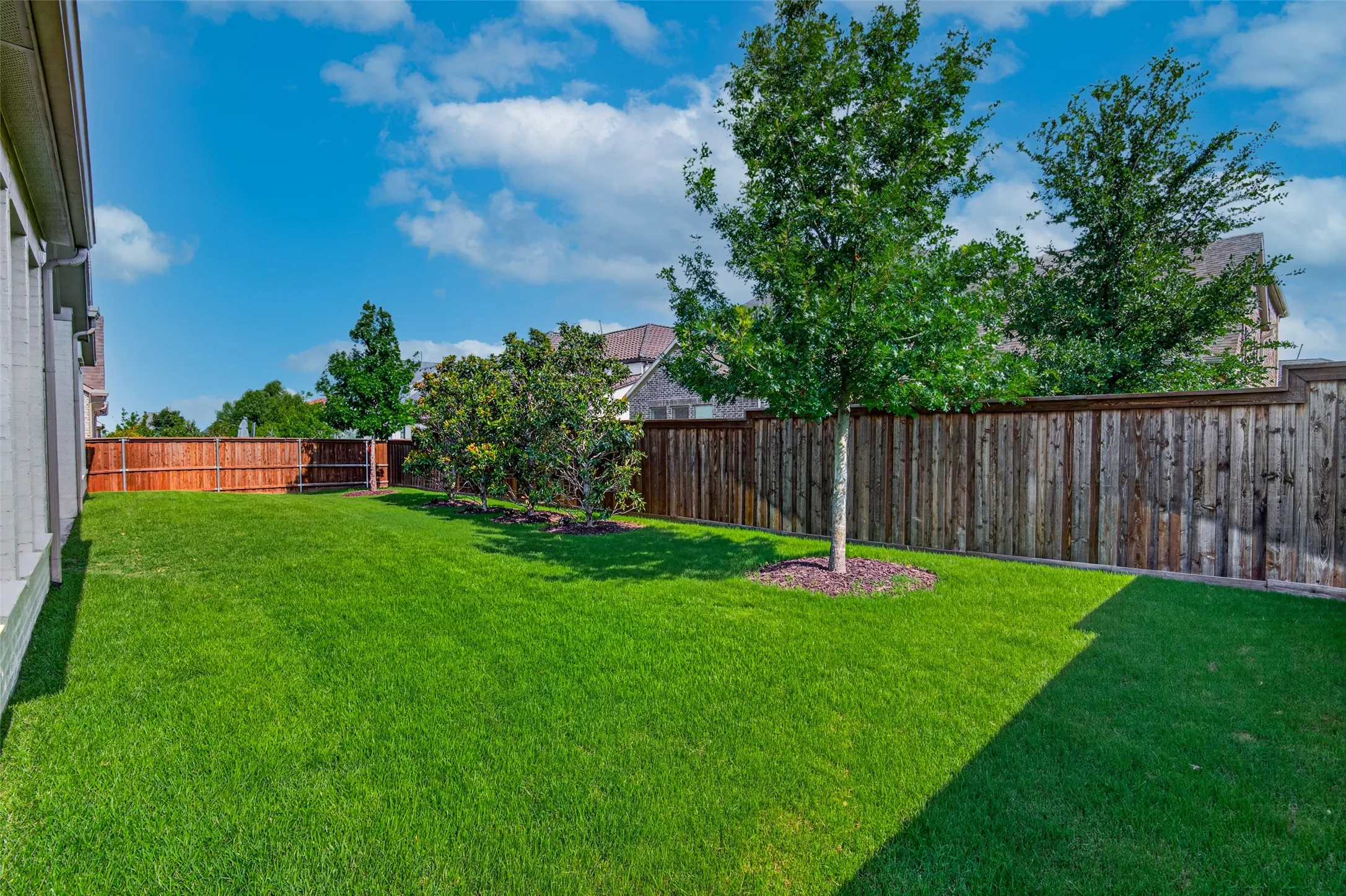 Single Family Residence For Sale in Collin County , 2170 Ivywood Lane, Prosper, Texas 75078, 4 Bedroom, 5 Bathroom, 3 Garage spaces, 3,676 Sqft, built in 2021, mls#21313734, Real Estate Agent in Prosper, Homes For Sale in Collin county, Homes For Sale in Prosper, Realtor in Prosper Texas, Real Estate Brokerage Independent Realty Texas, Luminita Cordes Realtor