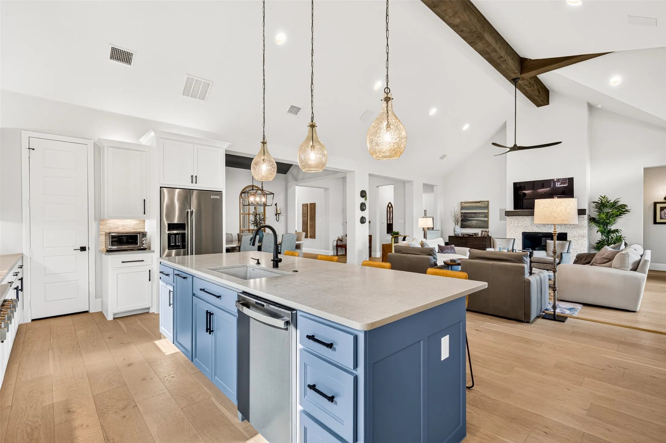 Single Family Residence For Sale in Collin County , 2170 Ivywood Lane, Prosper, Texas 75078, 4 Bedroom, 5 Bathroom, 3 Garage spaces, 3,676 Sqft, built in 2021, mls#21313734, Real Estate Agent in Prosper, Homes For Sale in Collin county, Homes For Sale in Prosper, Realtor in Prosper Texas, Real Estate Brokerage Independent Realty Texas, Luminita Cordes Realtor