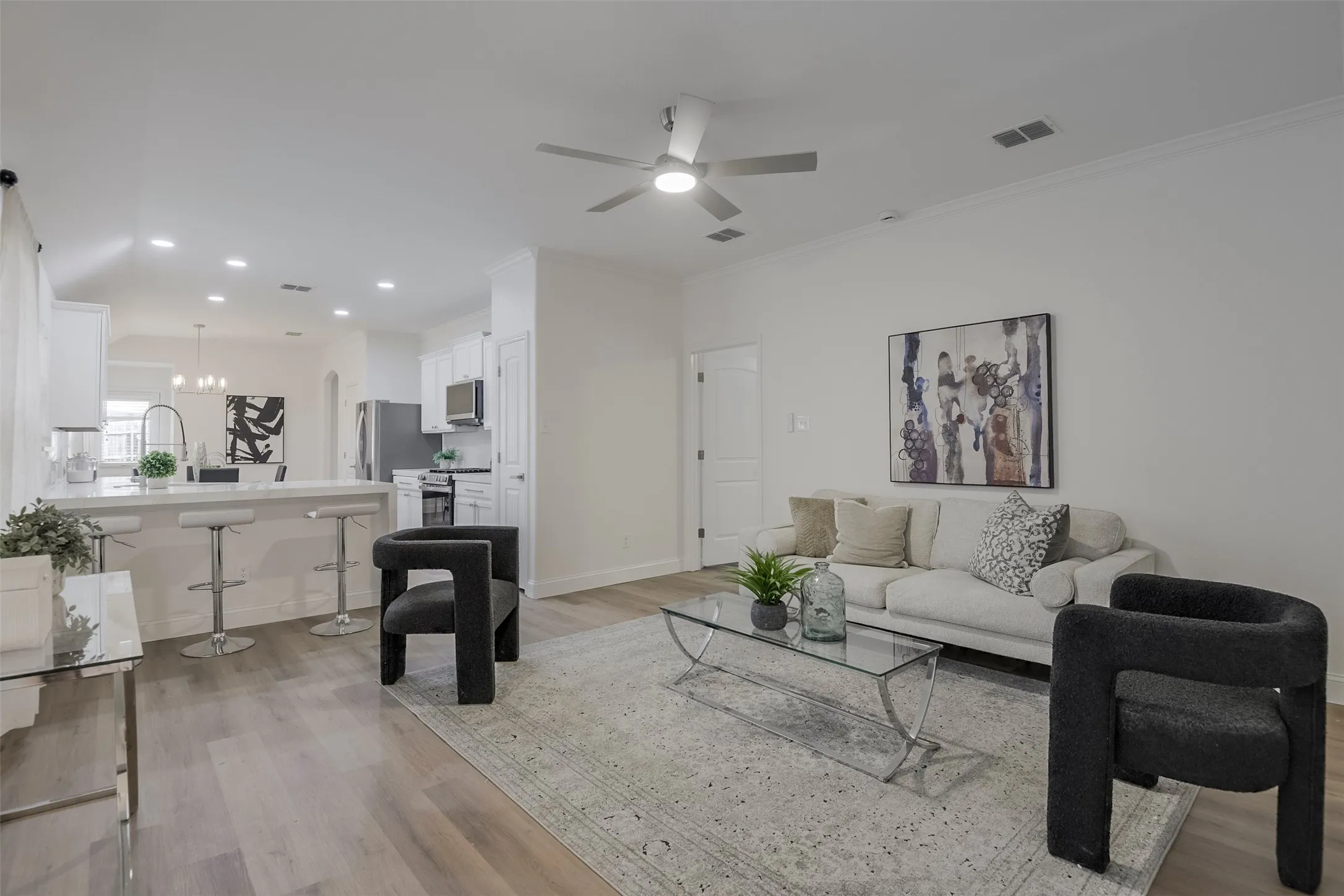 Single Family Residence For Sale in Tarrant County , 2828 Houston Wood Drive, Fort Worth, Texas 76244, 4 Bedroom, 2 Bathroom, 2 Garage spaces, 1,538 Sqft, built in 2012, mls#21311235, Real Estate Agent in Fort Worth, Homes For Sale in Tarrant county, Homes For Sale in Fort Worth, Realtor in Fort Worth Texas, Real Estate Brokerage Independent Realty Texas, Luminita Cordes Realtor