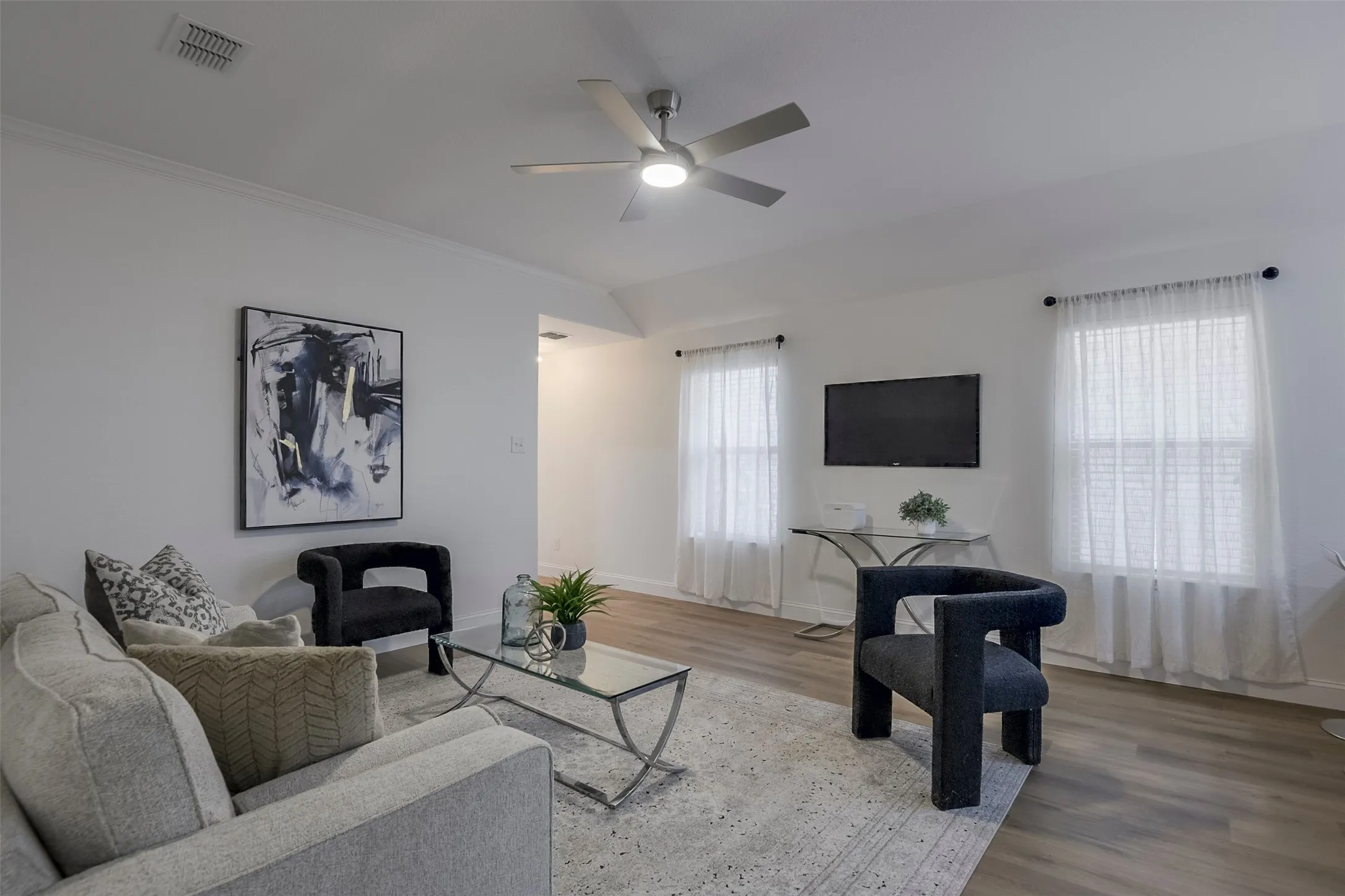 Single Family Residence For Sale in Tarrant County , 2828 Houston Wood Drive, Fort Worth, Texas 76244, 4 Bedroom, 2 Bathroom, 2 Garage spaces, 1,538 Sqft, built in 2012, mls#21311235, Real Estate Agent in Fort Worth, Homes For Sale in Tarrant county, Homes For Sale in Fort Worth, Realtor in Fort Worth Texas, Real Estate Brokerage Independent Realty Texas, Luminita Cordes Realtor