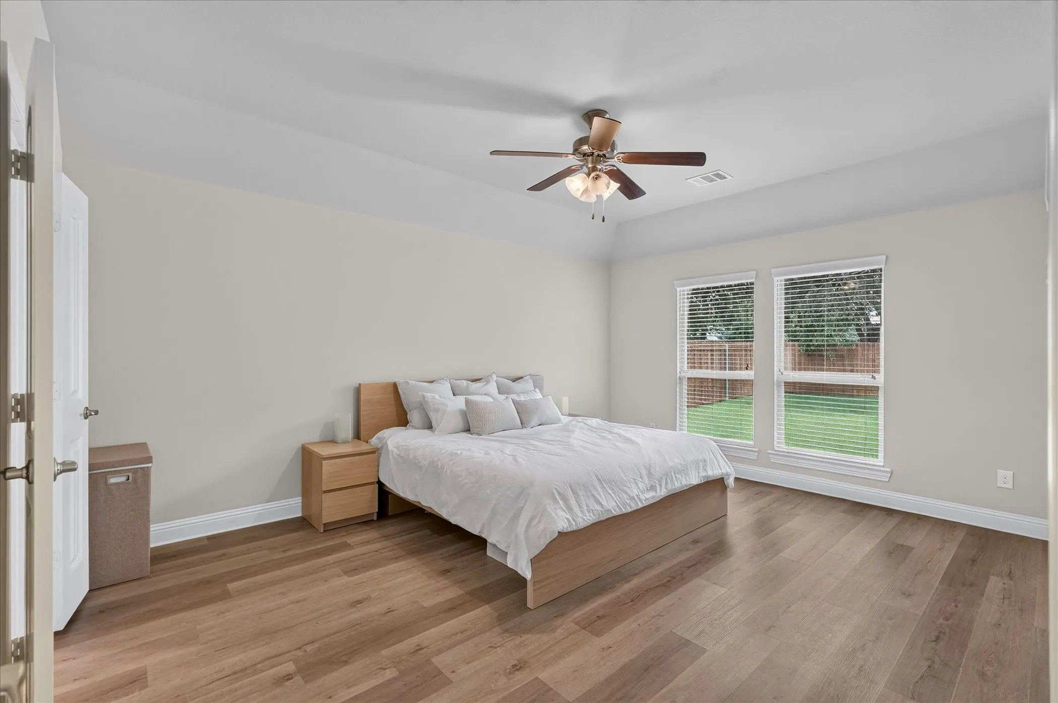 Single Family Residence For Sale in Denton County , 12613 Capri Drive, Frisco, Texas 75036, 3 Bedroom, 2 Bathroom, 2 Garage spaces, 1,882 Sqft, built in 2017, mls#21311574, Real Estate Agent in Frisco, Homes For Sale in Denton county, Homes For Sale in Frisco, Realtor in Frisco Texas, Real Estate Brokerage Independent Realty Texas, Luminita Cordes Realtor