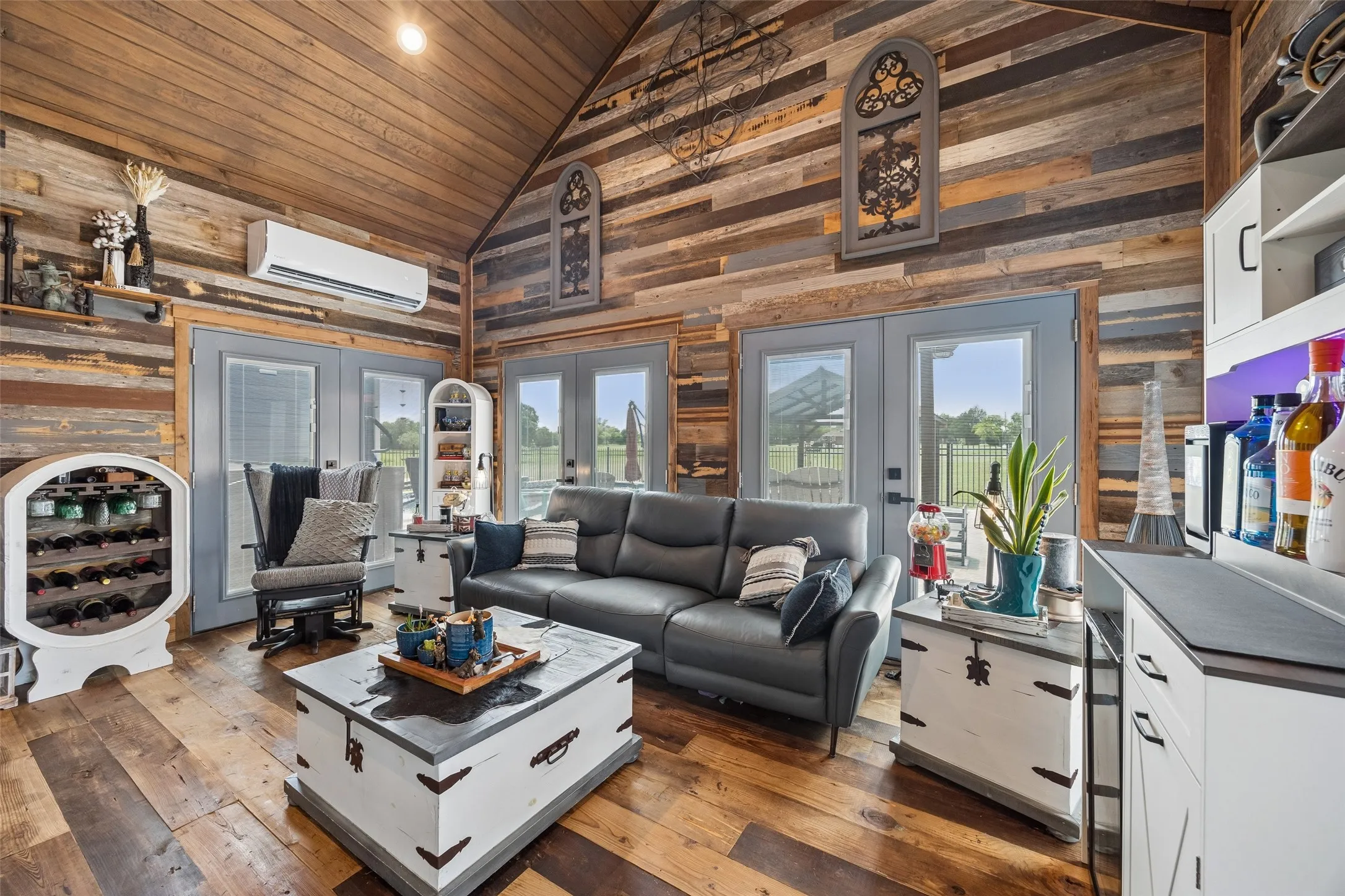 Single Family Residence For Sale in Kaufman County , 1000 Winding Wood Trail, Scurry, Texas 75158, 4 Bedroom, 3 Bathroom, 2 Garage spaces, 2,753 Sqft, built in 2021, mls#21308801, Real Estate Agent in Scurry, Homes For Sale in Kaufman county, Homes For Sale in Scurry, Realtor in Scurry Texas, Real Estate Brokerage Independent Realty Texas, Luminita Cordes Realtor
