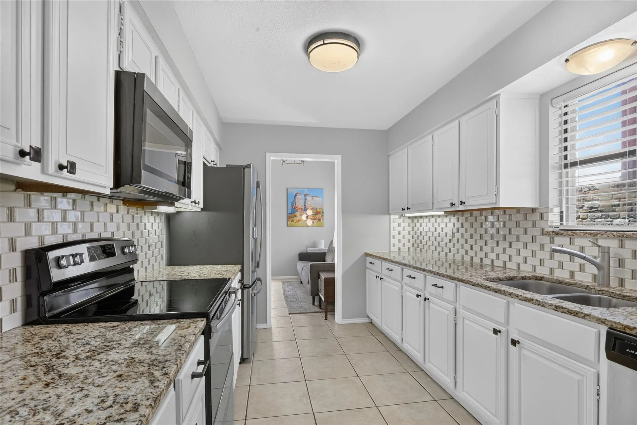 Townhouse For Sale in Tarrant County , 4 Cedar Lane, Bedford, Texas 76021, 2 Bedroom, 2 Bathroom, 2 Garage spaces, 1,609 Sqft, built in 1984, mls#21312976, Real Estate Agent in Bedford, Homes For Sale in Tarrant county, Homes For Sale in Bedford, Realtor in Bedford Texas, Real Estate Brokerage Independent Realty Texas, Luminita Cordes Realtor
