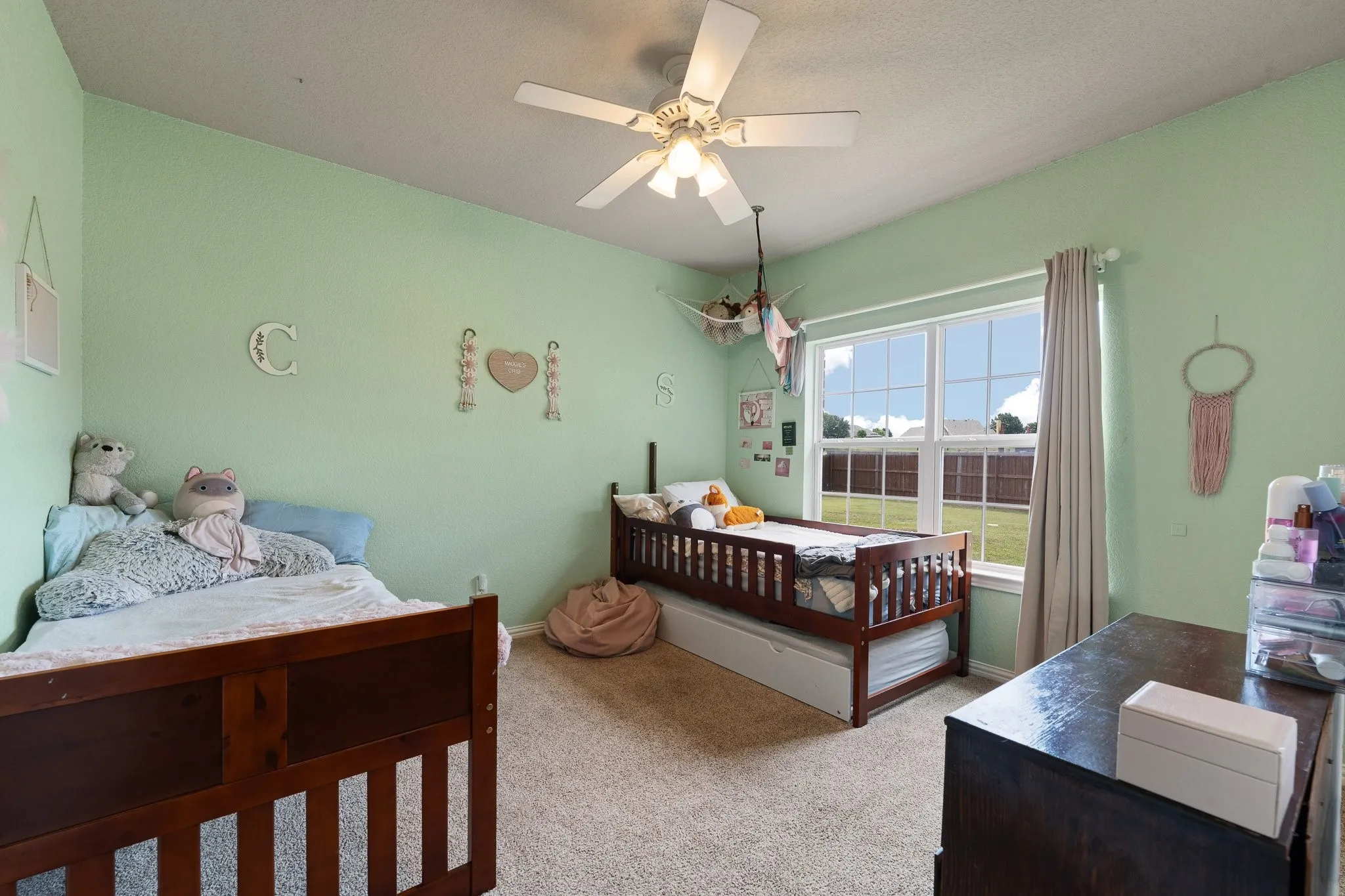 Single Family Residence For Sale in Johnson County , 2211 Nottaway Drive, Cleburne, Texas 76033, 3 Bedroom, 2 Bathroom, 3 Garage spaces, 2,616 Sqft, built in 2007, mls#21312973, Real Estate Agent in Cleburne, Homes For Sale in Johnson county, Homes For Sale in Cleburne, Realtor in Cleburne Texas, Real Estate Brokerage Independent Realty Texas, Luminita Cordes Realtor