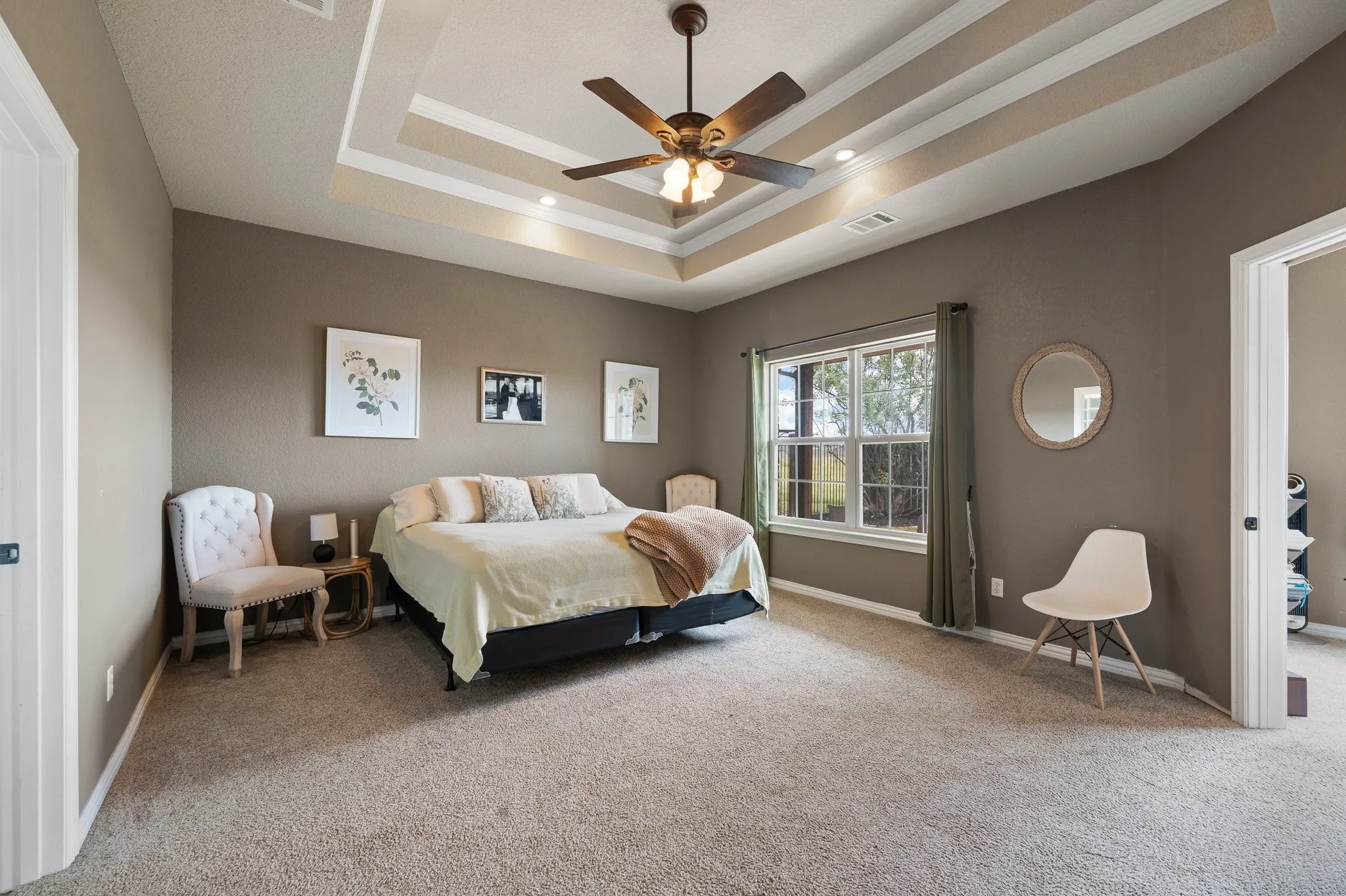 Single Family Residence For Sale in Johnson County , 2211 Nottaway Drive, Cleburne, Texas 76033, 3 Bedroom, 2 Bathroom, 3 Garage spaces, 2,616 Sqft, built in 2007, mls#21312973, Real Estate Agent in Cleburne, Homes For Sale in Johnson county, Homes For Sale in Cleburne, Realtor in Cleburne Texas, Real Estate Brokerage Independent Realty Texas, Luminita Cordes Realtor