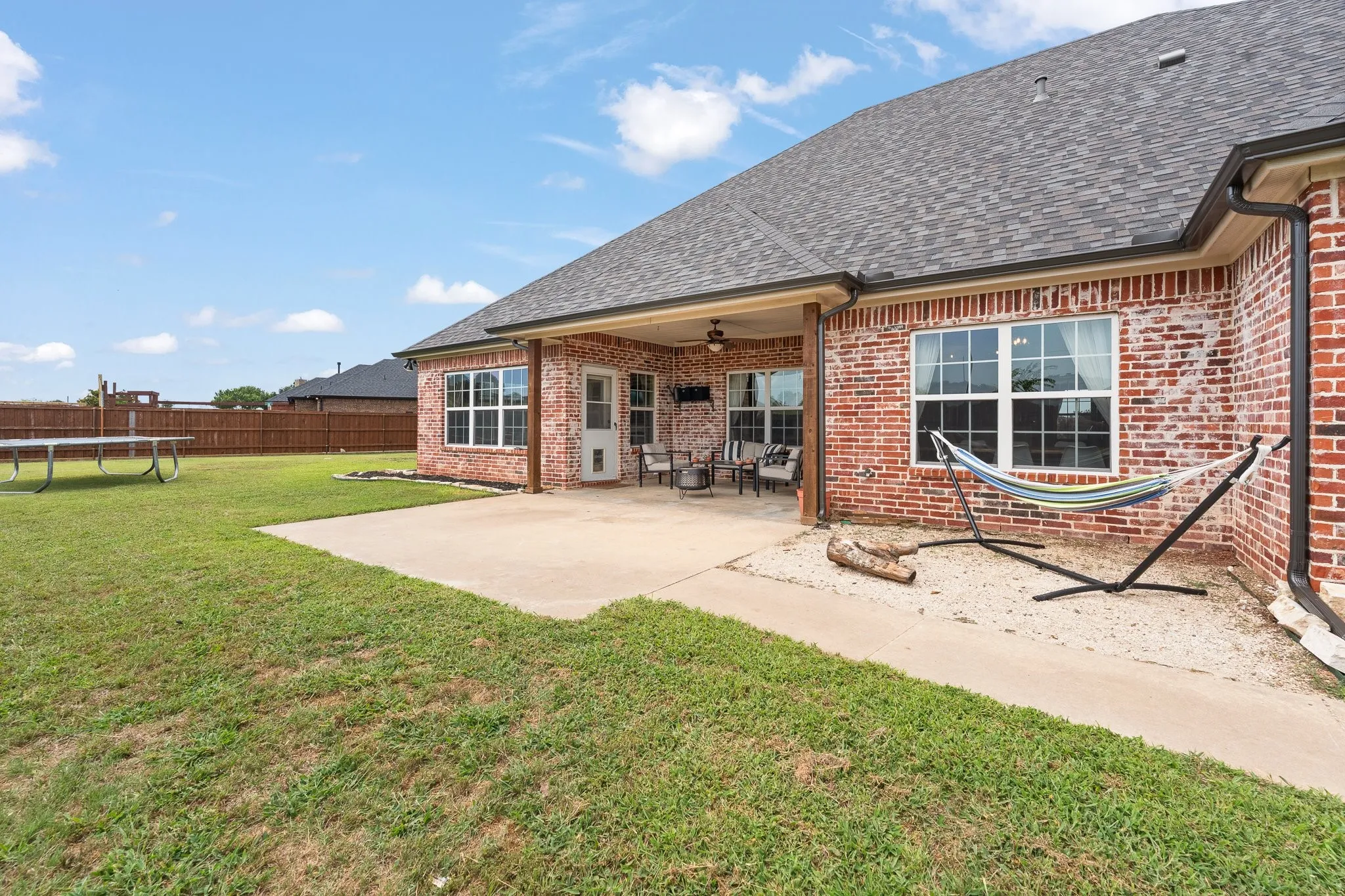 Single Family Residence For Sale in Johnson County , 2211 Nottaway Drive, Cleburne, Texas 76033, 3 Bedroom, 2 Bathroom, 3 Garage spaces, 2,616 Sqft, built in 2007, mls#21312973, Real Estate Agent in Cleburne, Homes For Sale in Johnson county, Homes For Sale in Cleburne, Realtor in Cleburne Texas, Real Estate Brokerage Independent Realty Texas, Luminita Cordes Realtor