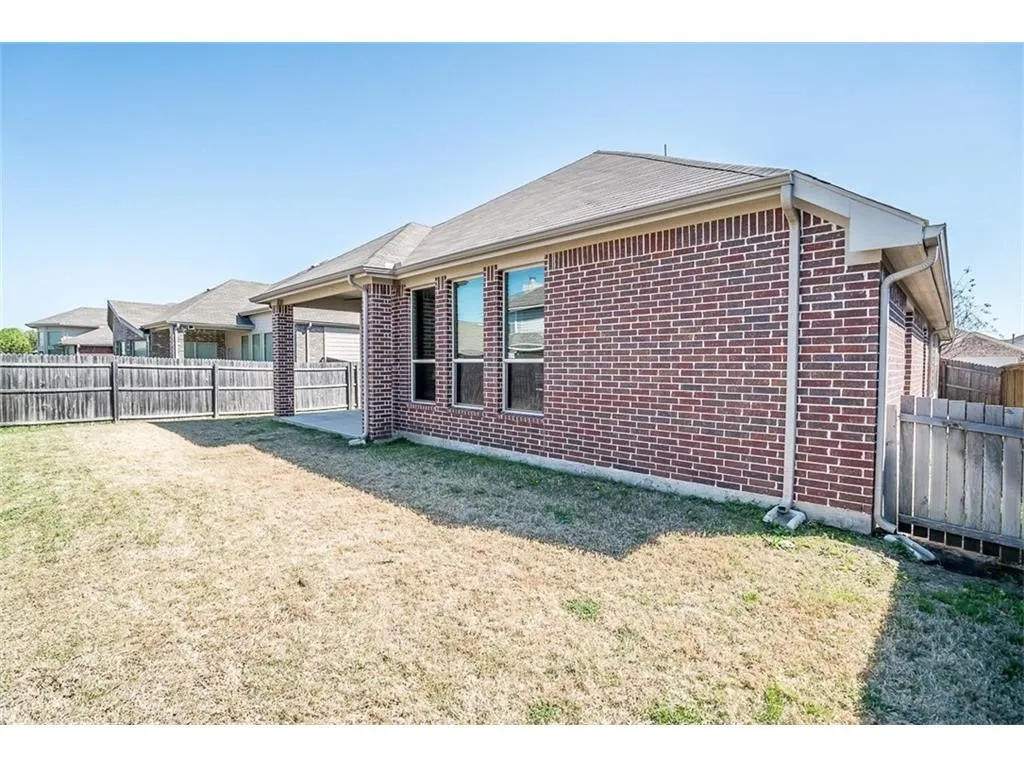 Single Family Residence For Rent in Denton County , 1405 Nightingale Drive, Aubrey, Texas 76227, 4 Bedroom, 2 Bathroom, 3 Garage spaces, 1,861 Sqft, built in 2011, mls#21313763, Real Estate Agent in Aubrey, Homes For Rent in Denton county, Homes For Rent in Aubrey, Realtor in Aubrey Texas, Real Estate Brokerage Independent Realty Texas, Luminita Cordes Realtor