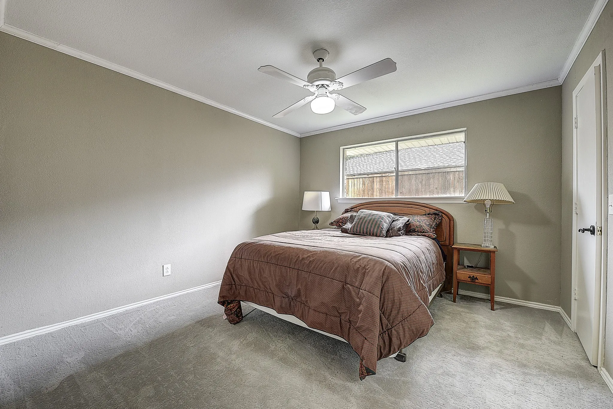 Single Family Residence For Sale in Collin County , 2225 Stone Creek Drive, Plano, Texas 75075, 4 Bedroom, 3 Bathroom, 2 Garage spaces, 2,842 Sqft, built in 1974, mls#21296278, Real Estate Agent in Plano, Homes For Sale in Collin county, Homes For Sale in Plano, Realtor in Plano Texas, Real Estate Brokerage Independent Realty Texas, Luminita Cordes Realtor