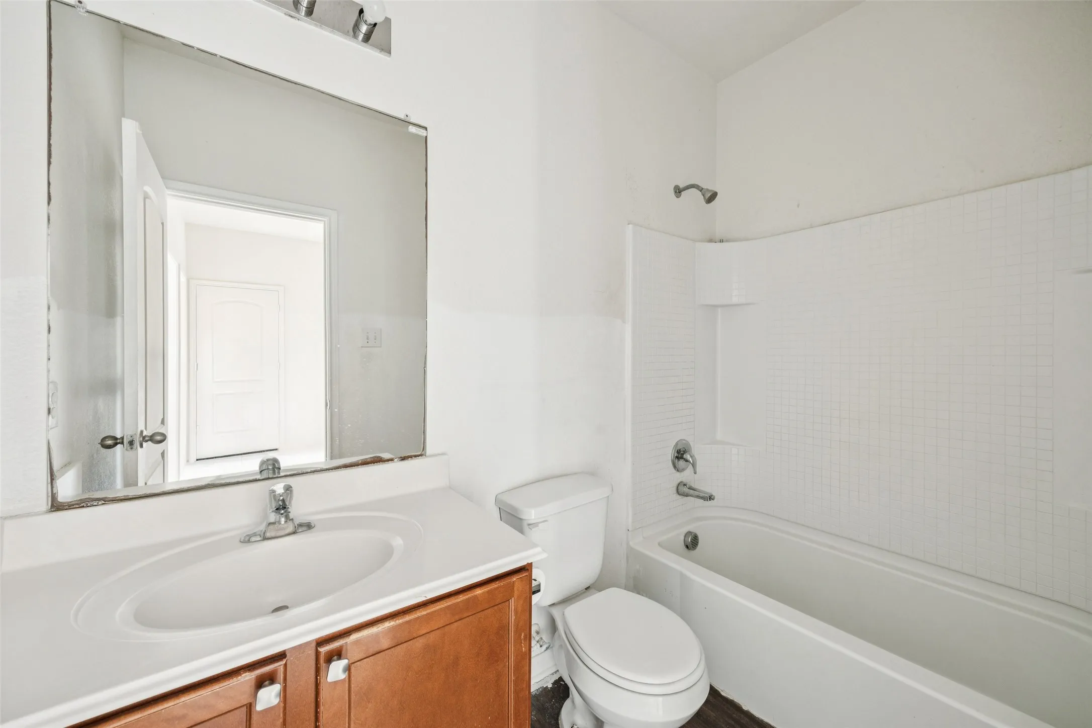 Single Family Residence For Sale in Dallas County , 1020 Walnut Ridge Drive, Hutchins, Texas 75141, 3 Bedroom, 2 Bathroom, 2 Garage spaces, 1,596 Sqft, built in 2018, mls#21309426, Real Estate Agent in Hutchins, Homes For Sale in Dallas county, Homes For Sale in Hutchins, Realtor in Hutchins Texas, Real Estate Brokerage Independent Realty Texas, Luminita Cordes Realtor