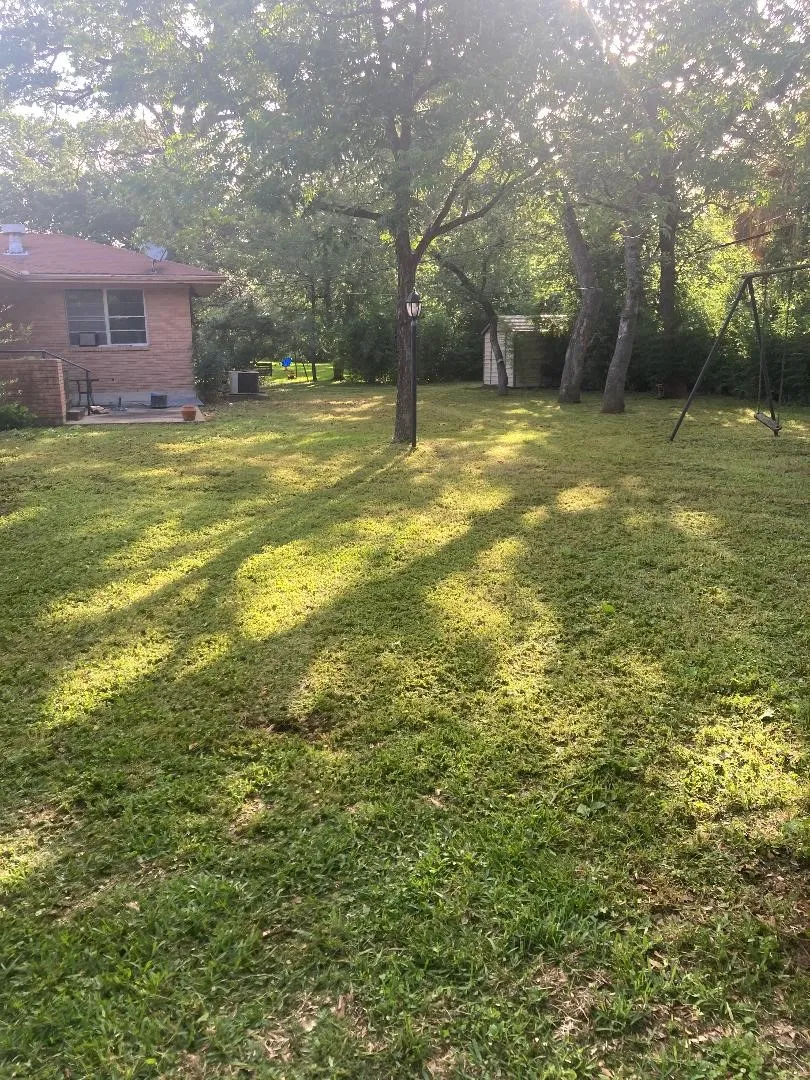 Single Family Residence For Sale in Brazos County , 913 Lazy Lane, Bryan, Texas 77802, 3 Bedroom, 3 Bathroom, 2 Garage spaces, 1,986 Sqft, built in 1954, mls#21313354, Real Estate Agent in Bryan, Homes For Sale in Brazos county, Homes For Sale in Bryan, Realtor in Bryan Texas, Real Estate Brokerage Independent Realty Texas, Luminita Cordes Realtor