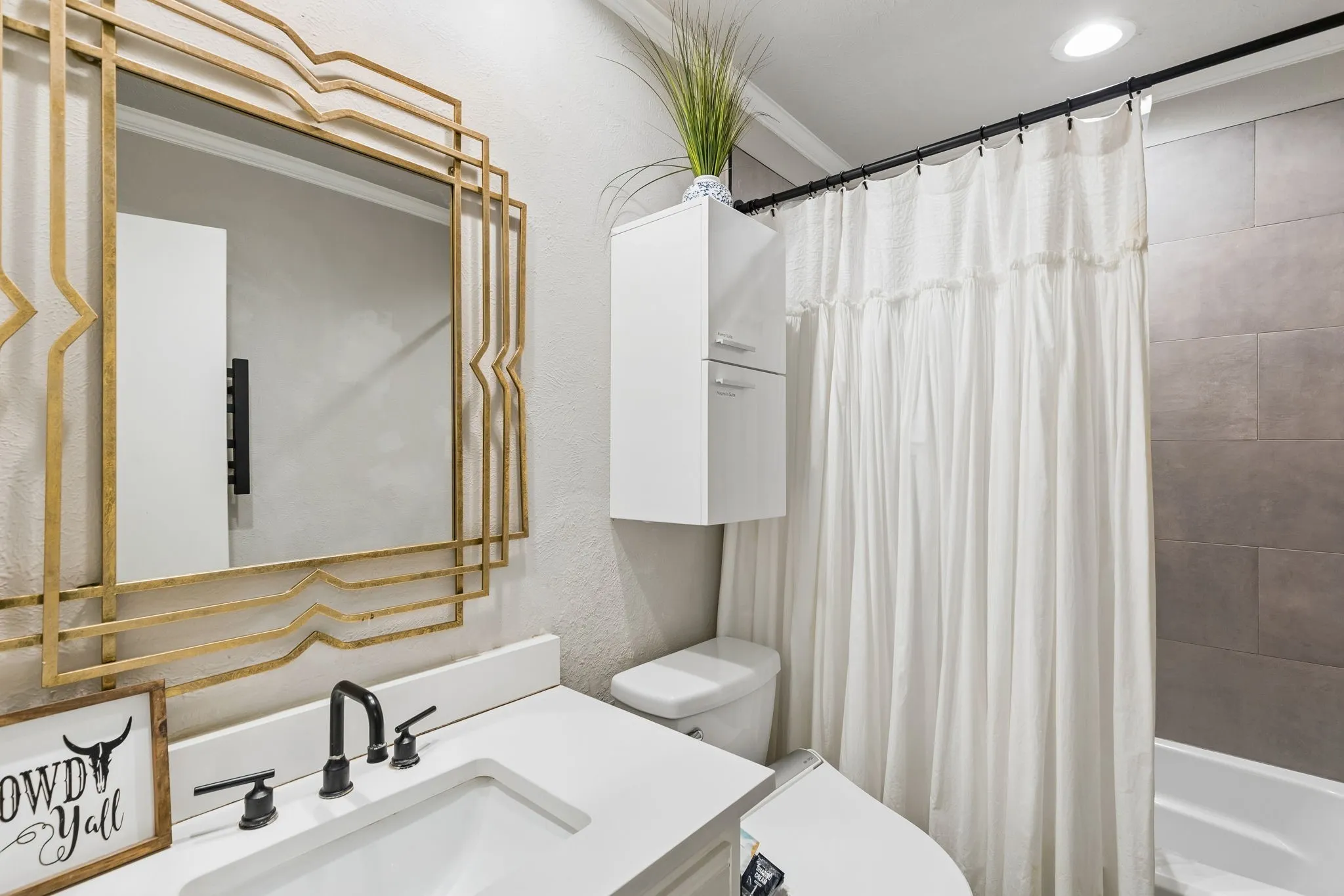 Full Bath