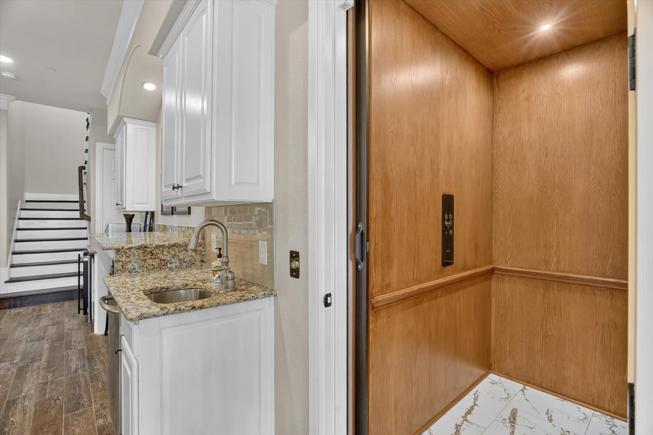 Single Family Residence For Sale in Tarrant County , 3438 Indian Trail, Arlington, Texas 76016, 8 Bedrooms, 9 Bathrooms, 2 Garage spaces, 6,062 Sqft, built in 2015, Price $2,250,000, mls#21312792, Real Estate Agent in Arlington, Homes For Sale in Tarrant county, Homes For Sale in Arlington, Realtor in Arlington Texas, Real Estate Brokerage Independent Realty Texas, Luminita Cordes Realtor