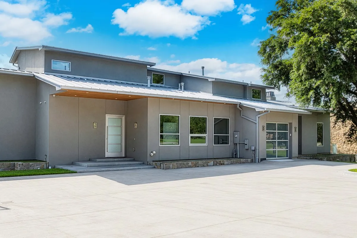 Single Family Residence For Sale in Henderson County , 123 Shoreline Drive, Star Harbor, Texas 75148, 7 Bedroom, 11 Bathroom, 1 Garage spaces, 4,872 Sqft, built in 2014, Price $3,300,000, mls#21310545, Real Estate Agent in Star Harbor, Homes For Sale in Henderson county, Homes For Sale in Star Harbor, Realtor in Star Harbor Texas, Real Estate Brokerage Independent Realty Texas, Luminita Cordes Realtor