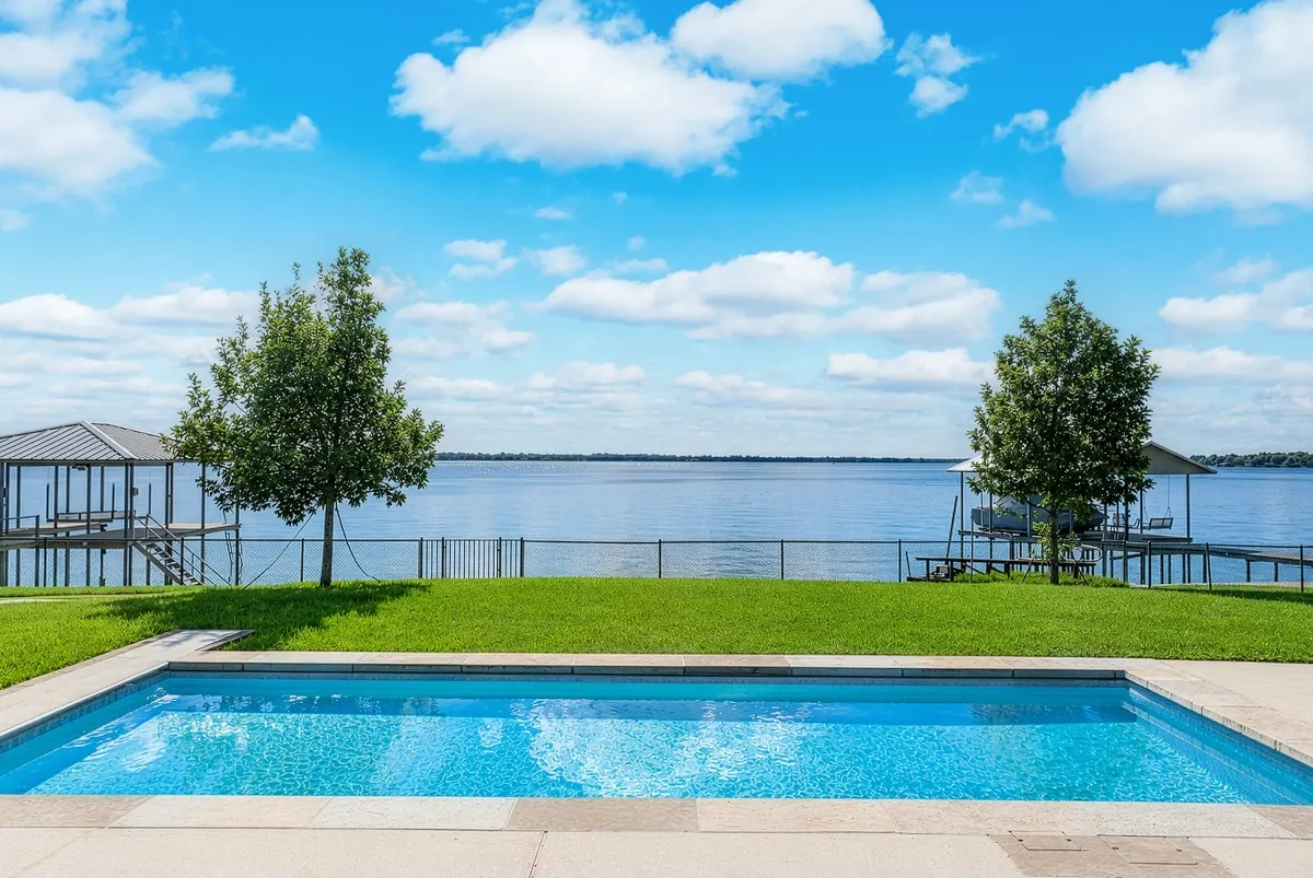 Single Family Residence For Sale in Henderson County , 123 Shoreline Drive, Star Harbor, Texas 75148, 7 Bedroom, 11 Bathroom, 1 Garage spaces, 4,872 Sqft, built in 2014, Price $3,300,000, mls#21310545, Real Estate Agent in Star Harbor, Homes For Sale in Henderson county, Homes For Sale in Star Harbor, Realtor in Star Harbor Texas, Real Estate Brokerage Independent Realty Texas, Luminita Cordes Realtor