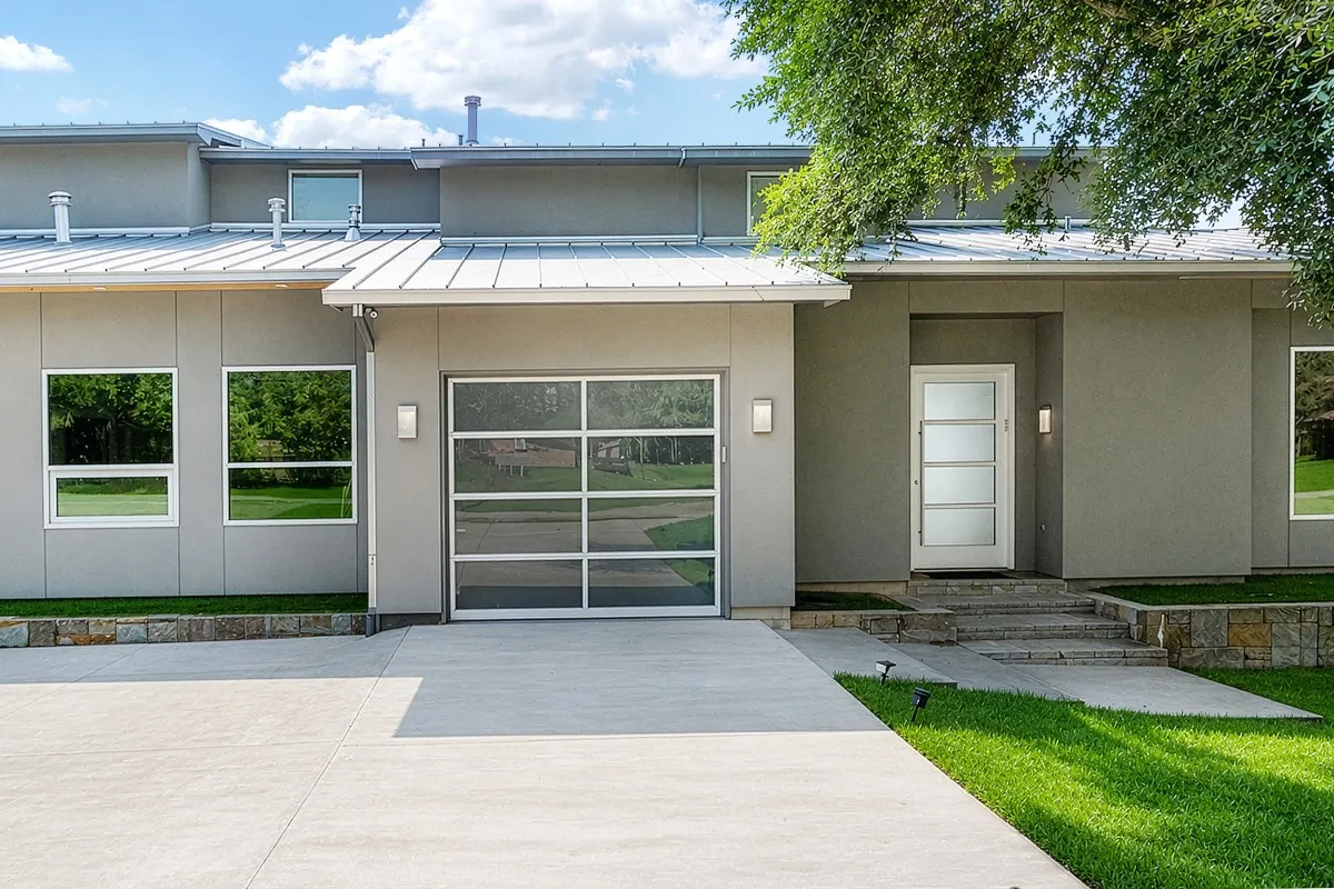 Single Family Residence For Sale in Henderson County , 123 Shoreline Drive, Star Harbor, Texas 75148, 7 Bedroom, 11 Bathroom, 1 Garage spaces, 4,872 Sqft, built in 2014, Price $3,300,000, mls#21310545, Real Estate Agent in Star Harbor, Homes For Sale in Henderson county, Homes For Sale in Star Harbor, Realtor in Star Harbor Texas, Real Estate Brokerage Independent Realty Texas, Luminita Cordes Realtor