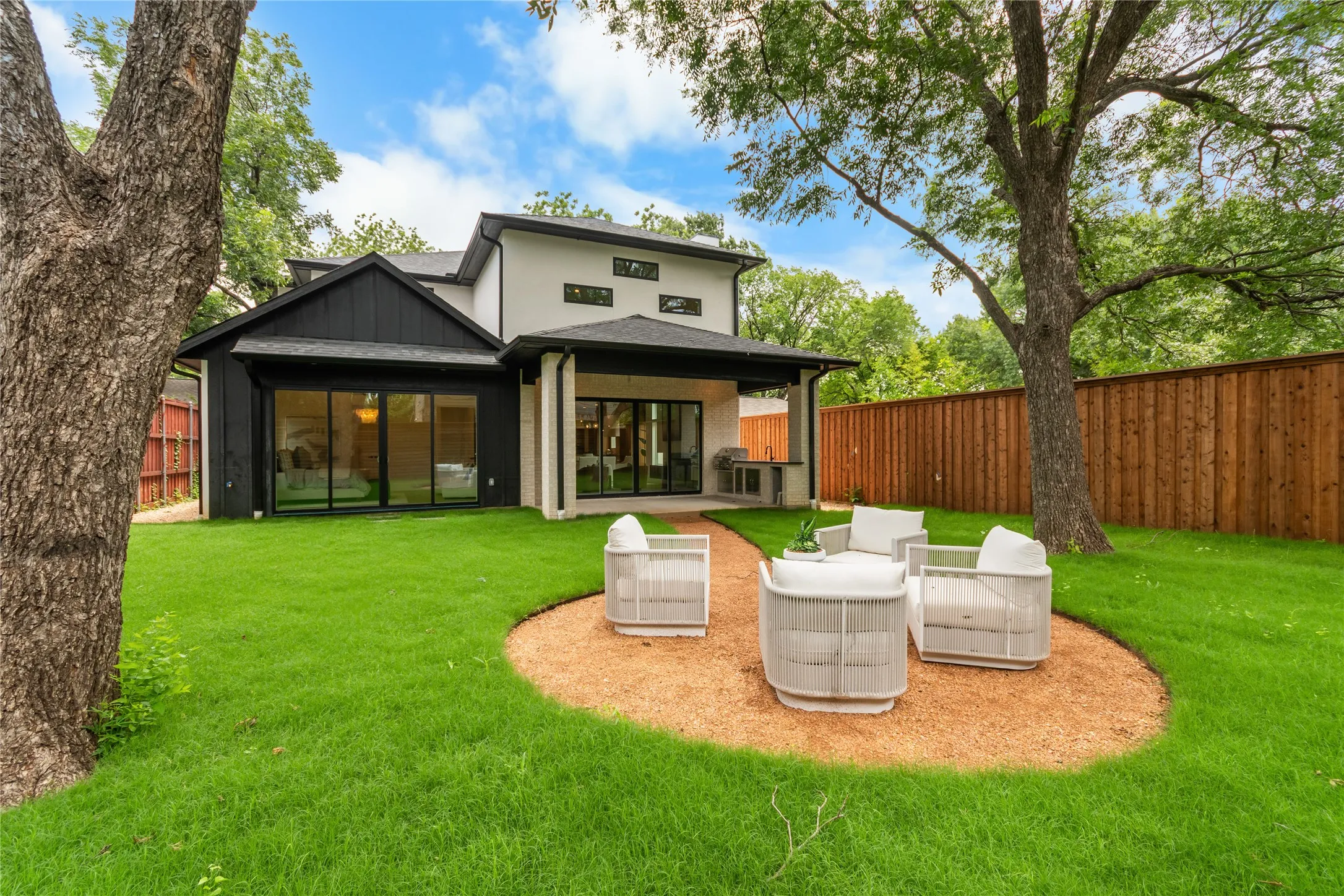 Single Family Residence For Sale in Dallas County , 10344 Country Club Drive, Dallas, Texas 75218, 4 Bedroom, 5 Bathroom, 2 Garage spaces, 4,298 Sqft, built in 2026, mls#21313749, Real Estate Agent in Dallas, Homes For Sale in Dallas county, Homes For Sale in Dallas, Realtor in Dallas Texas, Real Estate Brokerage Independent Realty Texas, Luminita Cordes Realtor