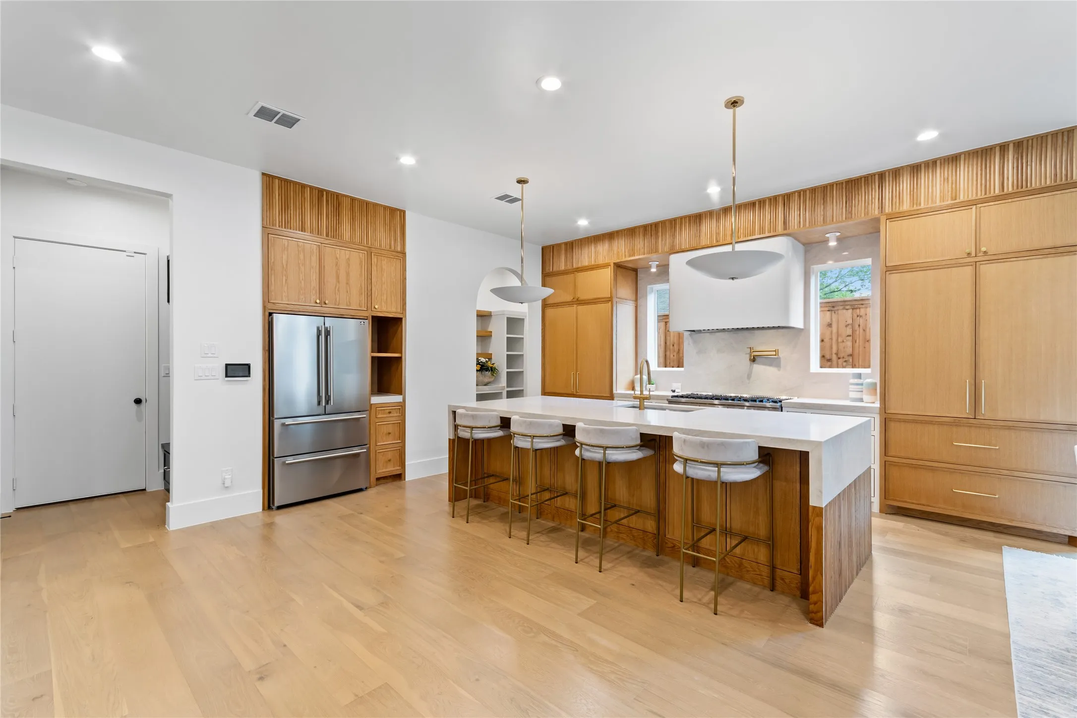 Single Family Residence For Sale in Dallas County , 10344 Country Club Drive, Dallas, Texas 75218, 4 Bedroom, 5 Bathroom, 2 Garage spaces, 4,298 Sqft, built in 2026, mls#21313749, Real Estate Agent in Dallas, Homes For Sale in Dallas county, Homes For Sale in Dallas, Realtor in Dallas Texas, Real Estate Brokerage Independent Realty Texas, Luminita Cordes Realtor