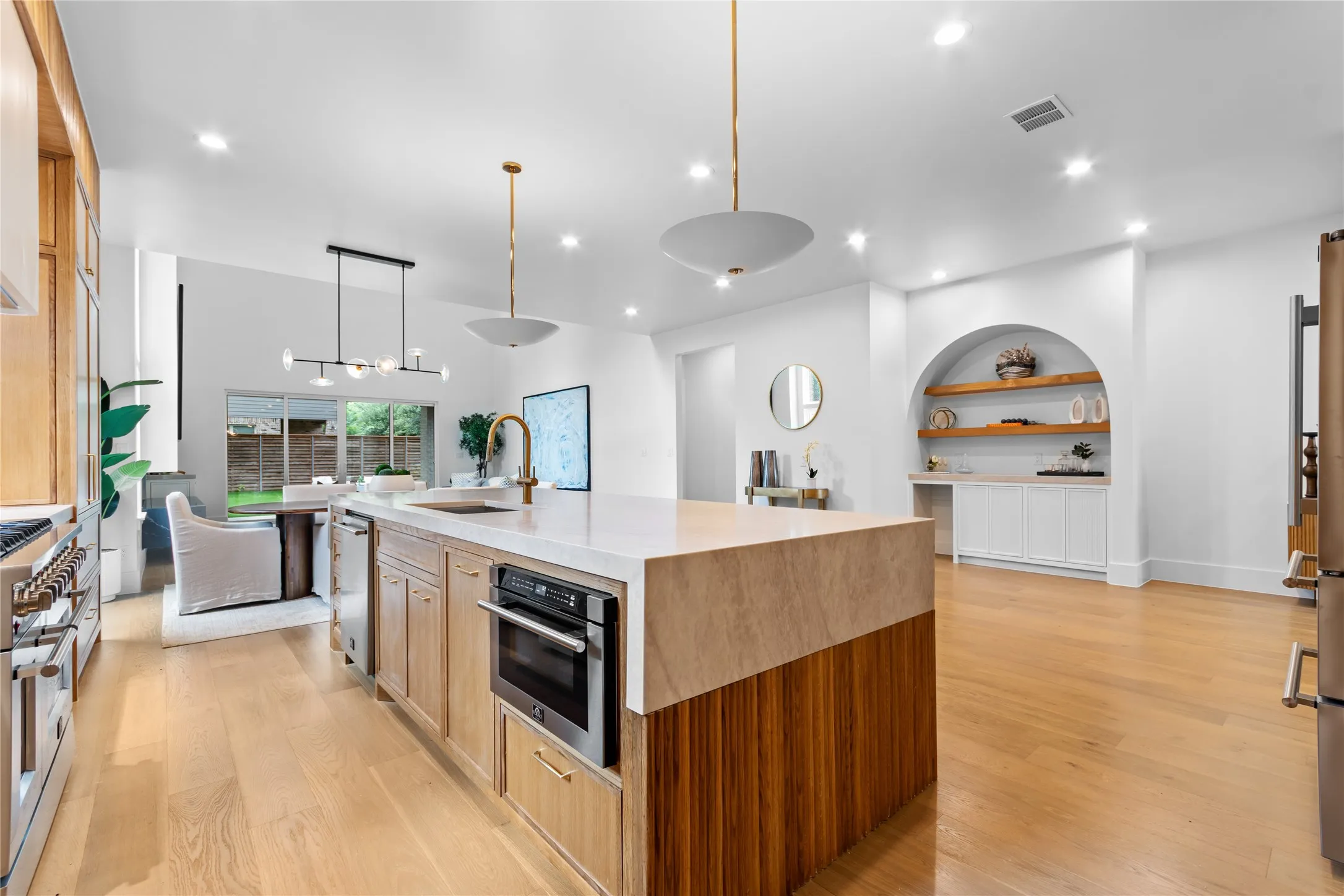 Single Family Residence For Sale in Dallas County , 10344 Country Club Drive, Dallas, Texas 75218, 4 Bedroom, 5 Bathroom, 2 Garage spaces, 4,298 Sqft, built in 2026, mls#21313749, Real Estate Agent in Dallas, Homes For Sale in Dallas county, Homes For Sale in Dallas, Realtor in Dallas Texas, Real Estate Brokerage Independent Realty Texas, Luminita Cordes Realtor