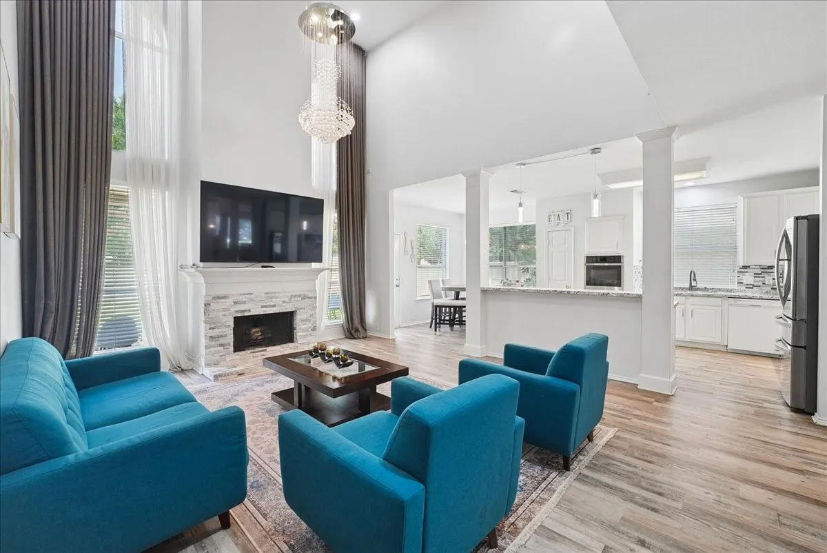 Single Family Residence For Sale in Collin County , 2308 Aberdeen Avenue, Mc Kinney, Texas 75072, 4 Bedroom, 3 Bathroom, 2 Garage spaces, 2,399 Sqft, built in 1999, mls#21313642, Real Estate Agent in Mc Kinney, Homes For Sale in Collin county, Homes For Sale in Mc Kinney, Realtor in Mc Kinney Texas, Real Estate Brokerage Independent Realty Texas, Luminita Cordes Realtor