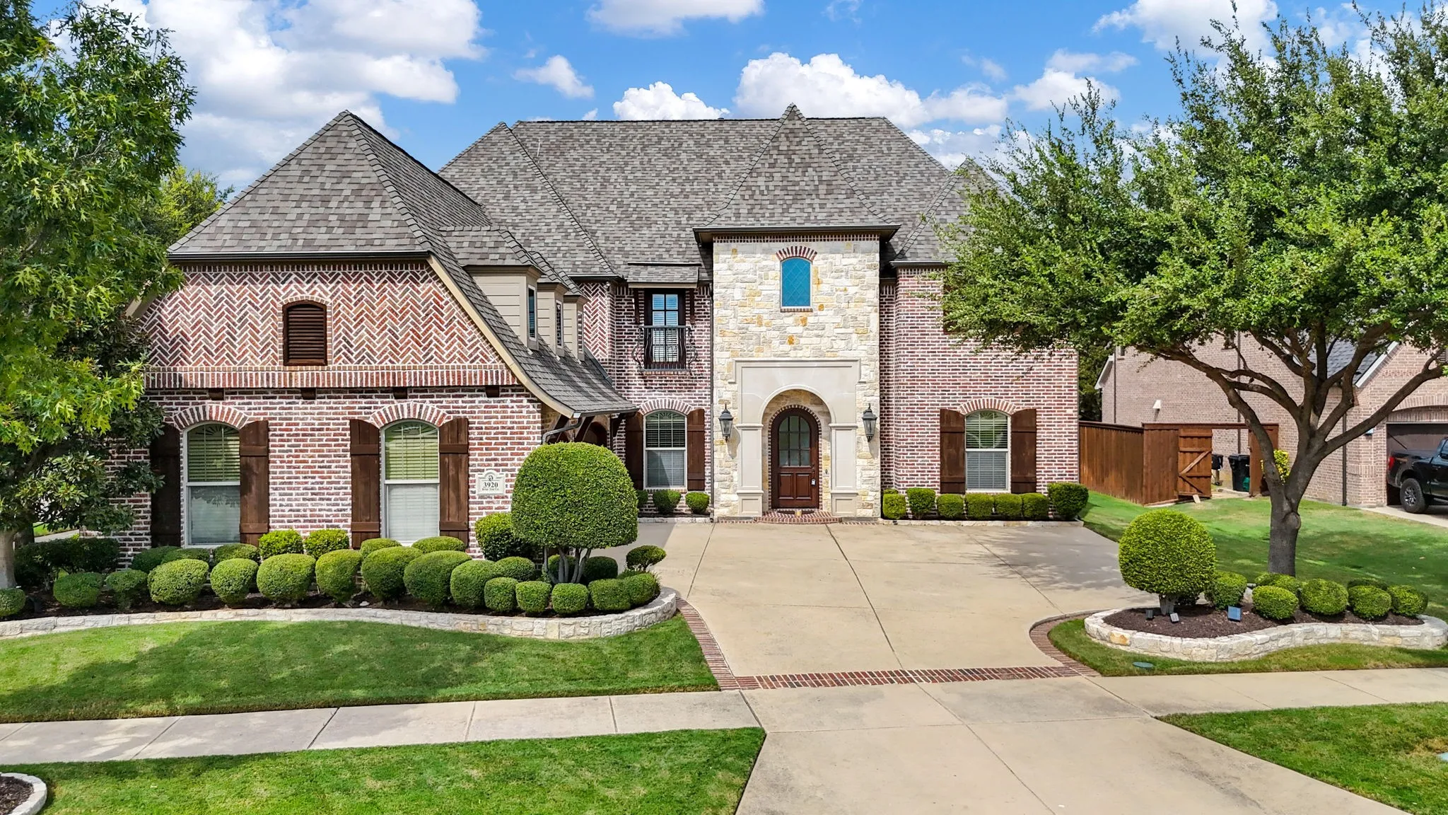 Single Family Residence For Sale in Denton County , 3920 Briar Tree Lane, Frisco, Texas 75034, 5 Bedroom, 5 Bathroom, 3 Garage spaces, 4,841 Sqft, built in 2012, mls#21312430, Real Estate Agent in Frisco, Homes For Sale in Denton county, Homes For Sale in Frisco, Realtor in Frisco Texas, Real Estate Brokerage Independent Realty Texas, Luminita Cordes Realtor