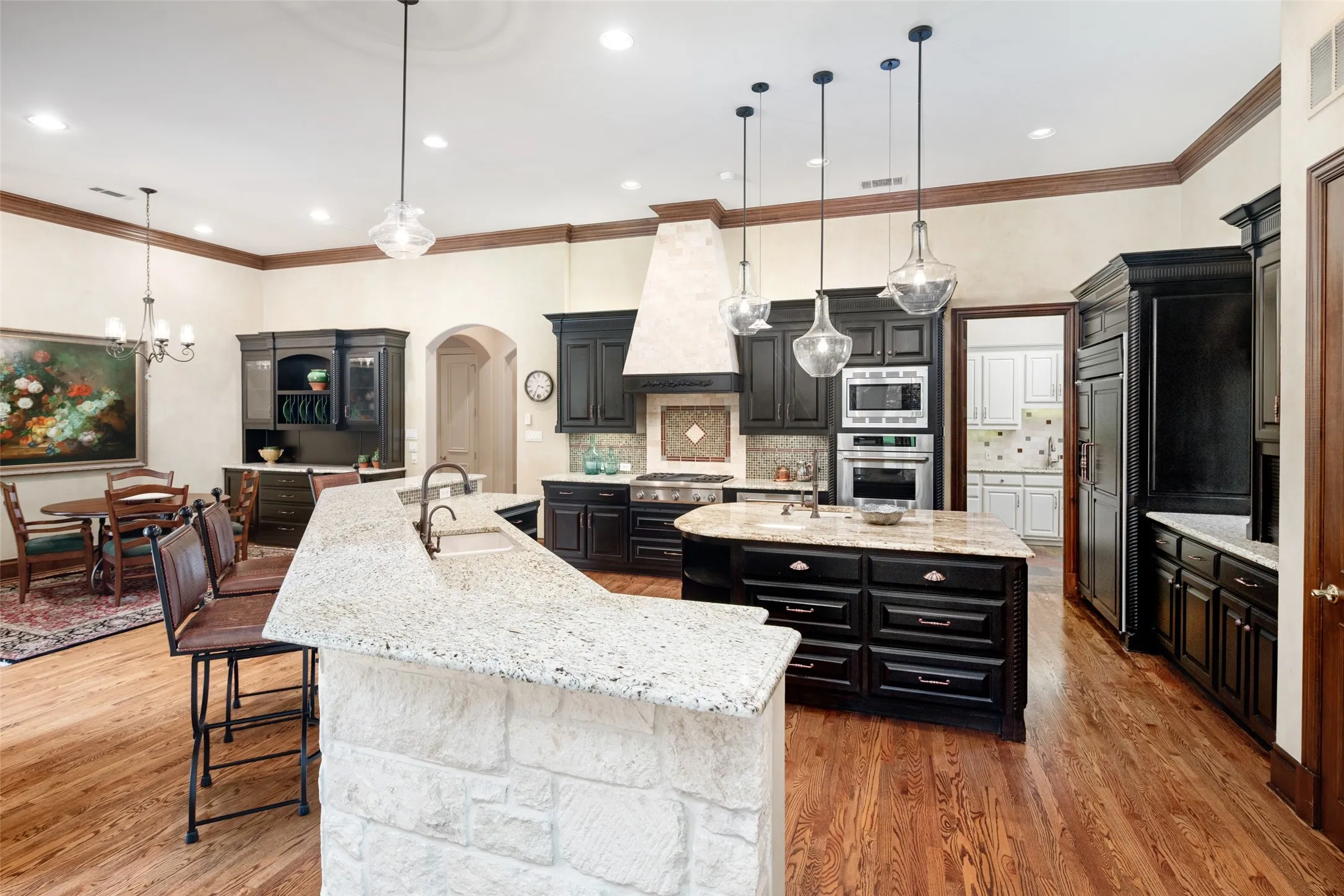 Single Family Residence For Sale in Collin County , 2025 Creekridge Drive, Frisco, Texas 75034, 6 Bedroom, 7 Bathroom, 4 Garage spaces, 7,803 Sqft, built in 1999, mls#21309491, Real Estate Agent in Frisco, Homes For Sale in Collin county, Homes For Sale in Frisco, Realtor in Frisco Texas, Real Estate Brokerage Independent Realty Texas, Luminita Cordes Realtor