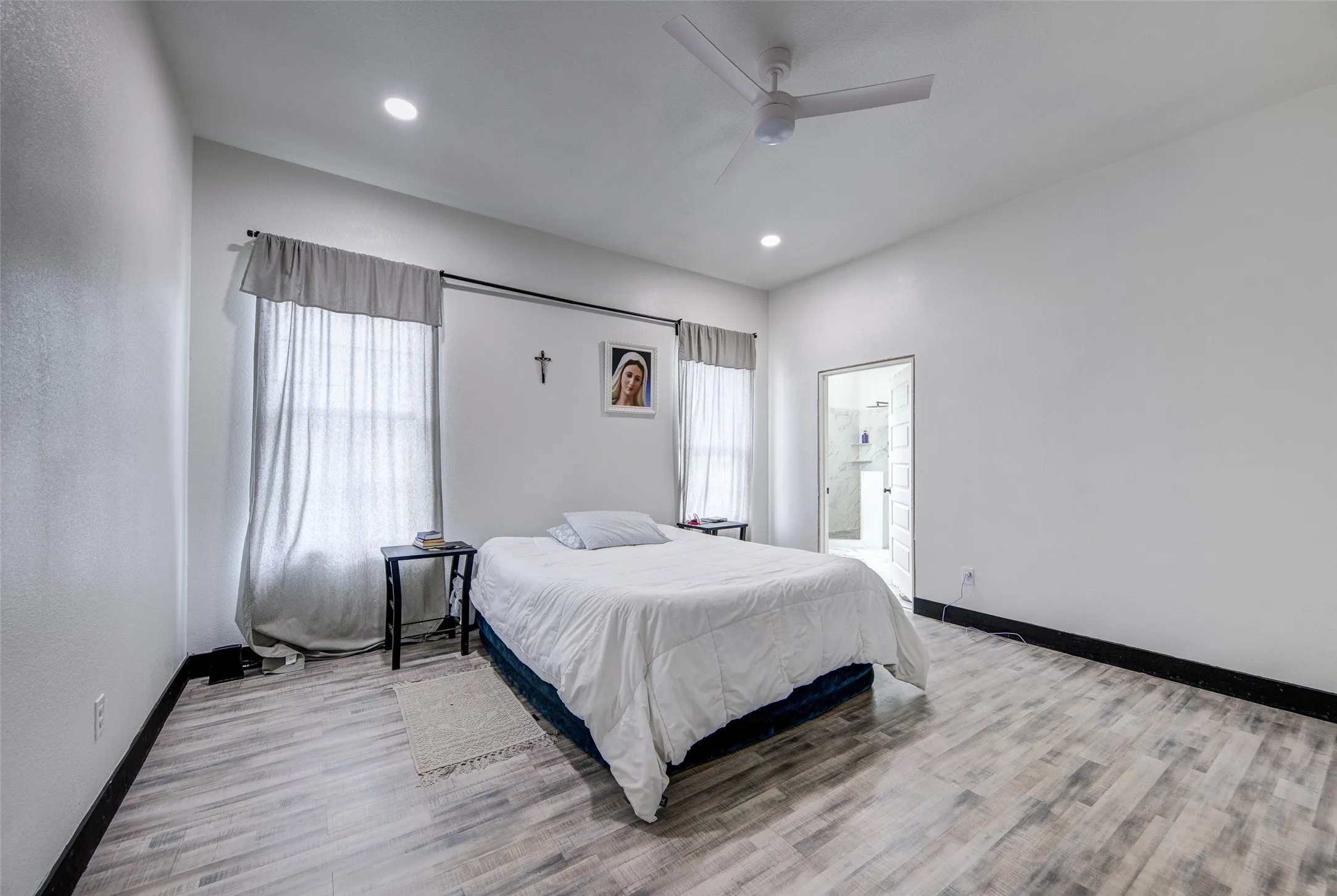 Single Family Residence For Sale in Wise County , 141 Wheelis Loop, Decatur, Texas 76234, 3 Bedroom, 2 Bathroom, Garage spaces, 2,143 Sqft, built in 2024, mls#21303073, Real Estate Agent in Decatur, Homes For Sale in Wise county, Homes For Sale in Decatur, Realtor in Decatur Texas, Real Estate Brokerage Independent Realty Texas, Luminita Cordes Realtor