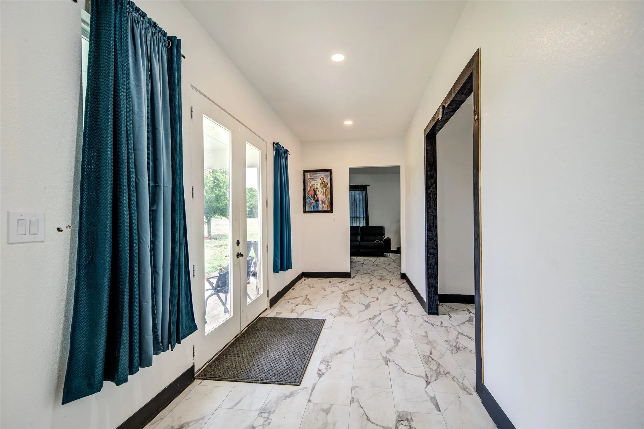 Single Family Residence For Sale in Wise County , 141 Wheelis Loop, Decatur, Texas 76234, 3 Bedroom, 2 Bathroom, Garage spaces, 2,143 Sqft, built in 2024, mls#21303073, Real Estate Agent in Decatur, Homes For Sale in Wise county, Homes For Sale in Decatur, Realtor in Decatur Texas, Real Estate Brokerage Independent Realty Texas, Luminita Cordes Realtor