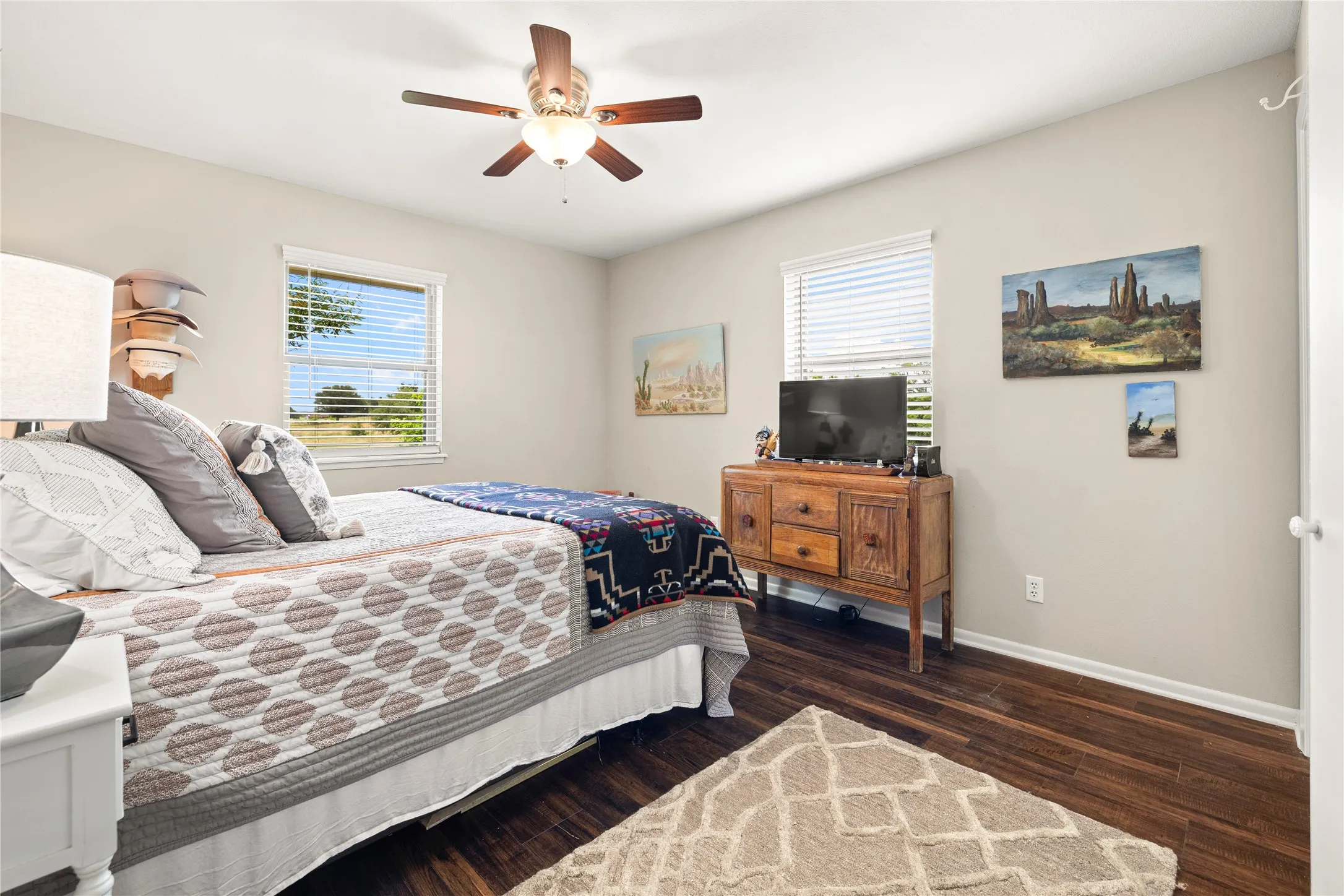 Single Family Residence For Sale in Henderson County , 2458 FM 2752, Athens, Texas 75752, 5 Bedroom, 3 Bathroom, 3 Garage spaces, 2,608 Sqft, built in 1984, mls#21309488, Real Estate Agent in Athens, Homes For Sale in Henderson county, Homes For Sale in Athens, Realtor in Athens Texas, Real Estate Brokerage Independent Realty Texas, Luminita Cordes Realtor