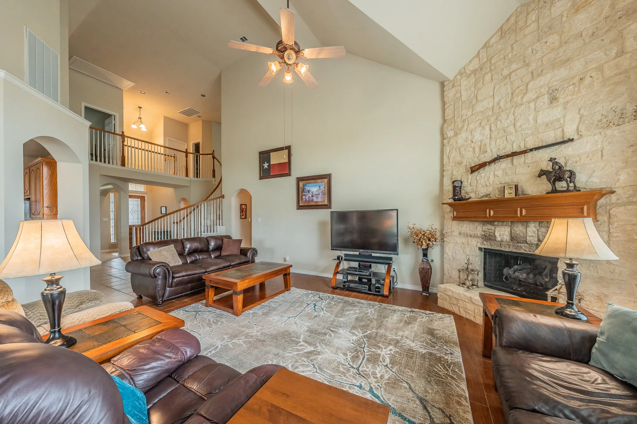 Single Family Residence For Sale in Tarrant County , 1424 Bassett Hound Drive, Fort Worth, Texas 76052, 5 Bedroom, 4 Bathroom, 4 Garage spaces, 4,421 Sqft, built in 2006, mls#21305953, Real Estate Agent in Fort Worth, Homes For Sale in Tarrant county, Homes For Sale in Fort Worth, Realtor in Fort Worth Texas, Real Estate Brokerage Independent Realty Texas, Luminita Cordes Realtor
