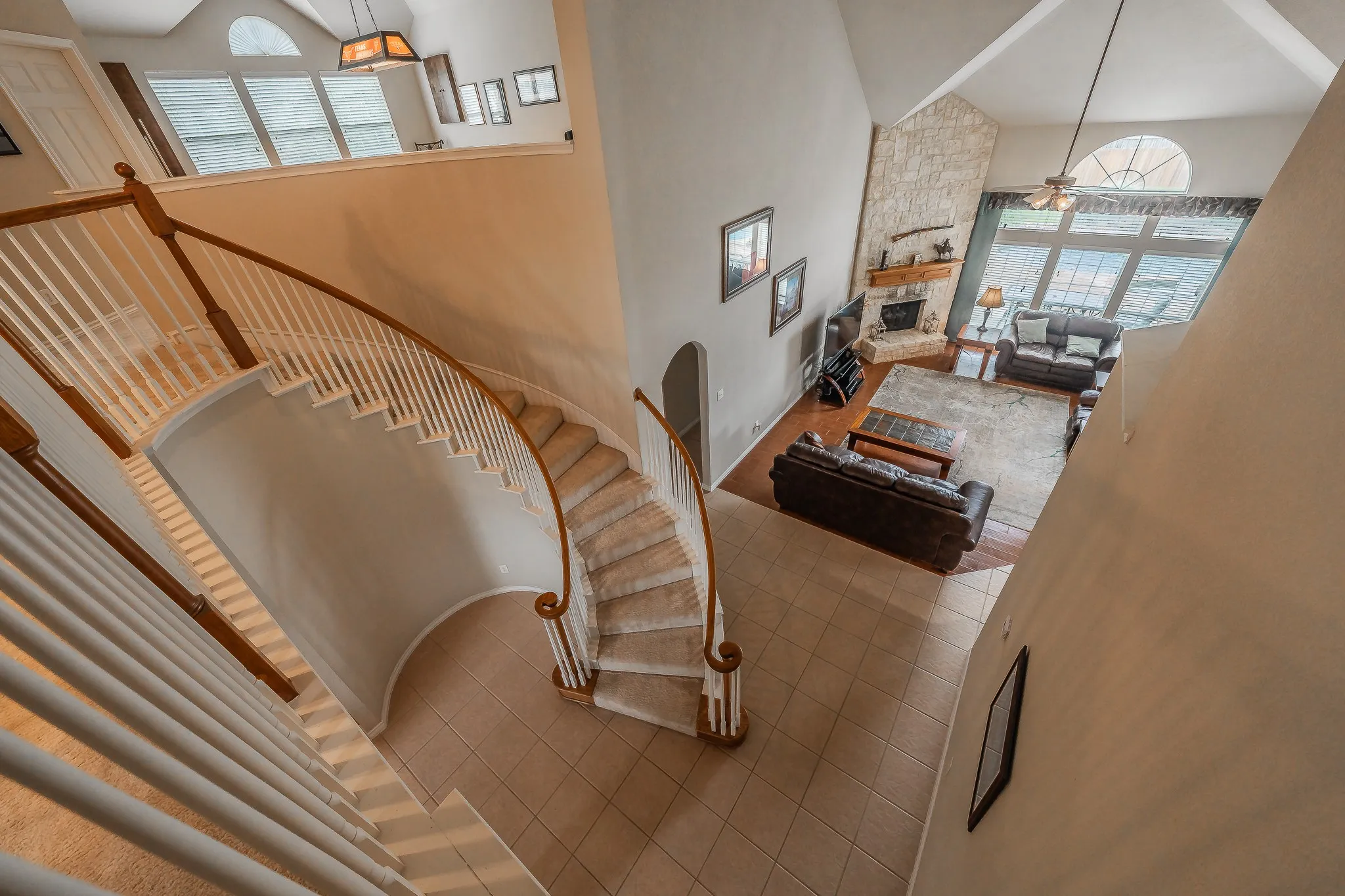 Single Family Residence For Sale in Tarrant County , 1424 Bassett Hound Drive, Fort Worth, Texas 76052, 5 Bedroom, 4 Bathroom, 4 Garage spaces, 4,421 Sqft, built in 2006, mls#21305953, Real Estate Agent in Fort Worth, Homes For Sale in Tarrant county, Homes For Sale in Fort Worth, Realtor in Fort Worth Texas, Real Estate Brokerage Independent Realty Texas, Luminita Cordes Realtor