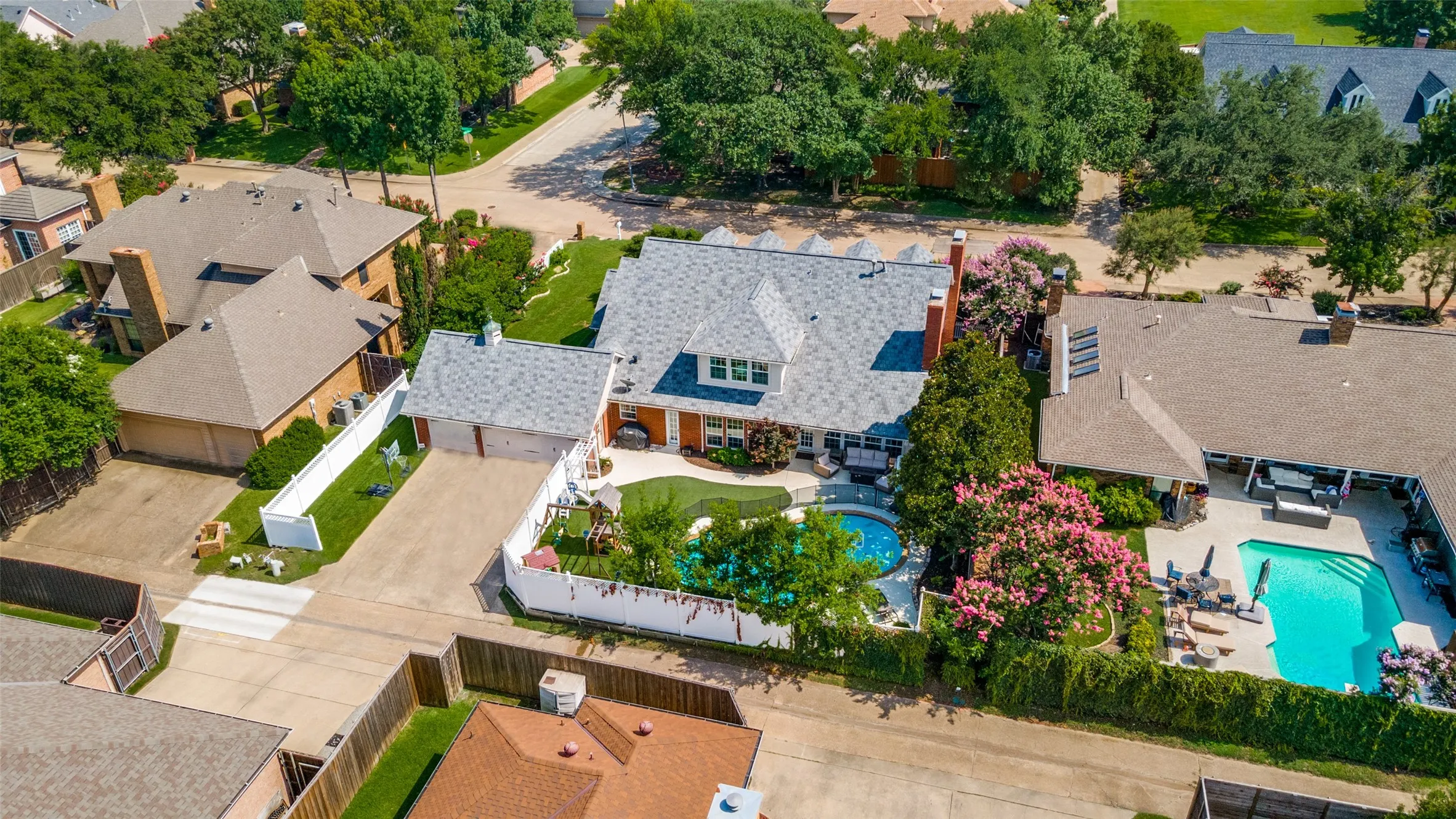 Single Family Residence For Sale in Collin County , 5023 Spyglass Drive, Dallas, Texas 75287, 5 Bedroom, 5 Bathroom, 2 Garage spaces, 3,942 Sqft, built in 1985, mls#21313774, Real Estate Agent in Dallas, Homes For Sale in Collin county, Homes For Sale in Dallas, Realtor in Dallas Texas, Real Estate Brokerage Independent Realty Texas, Luminita Cordes Realtor