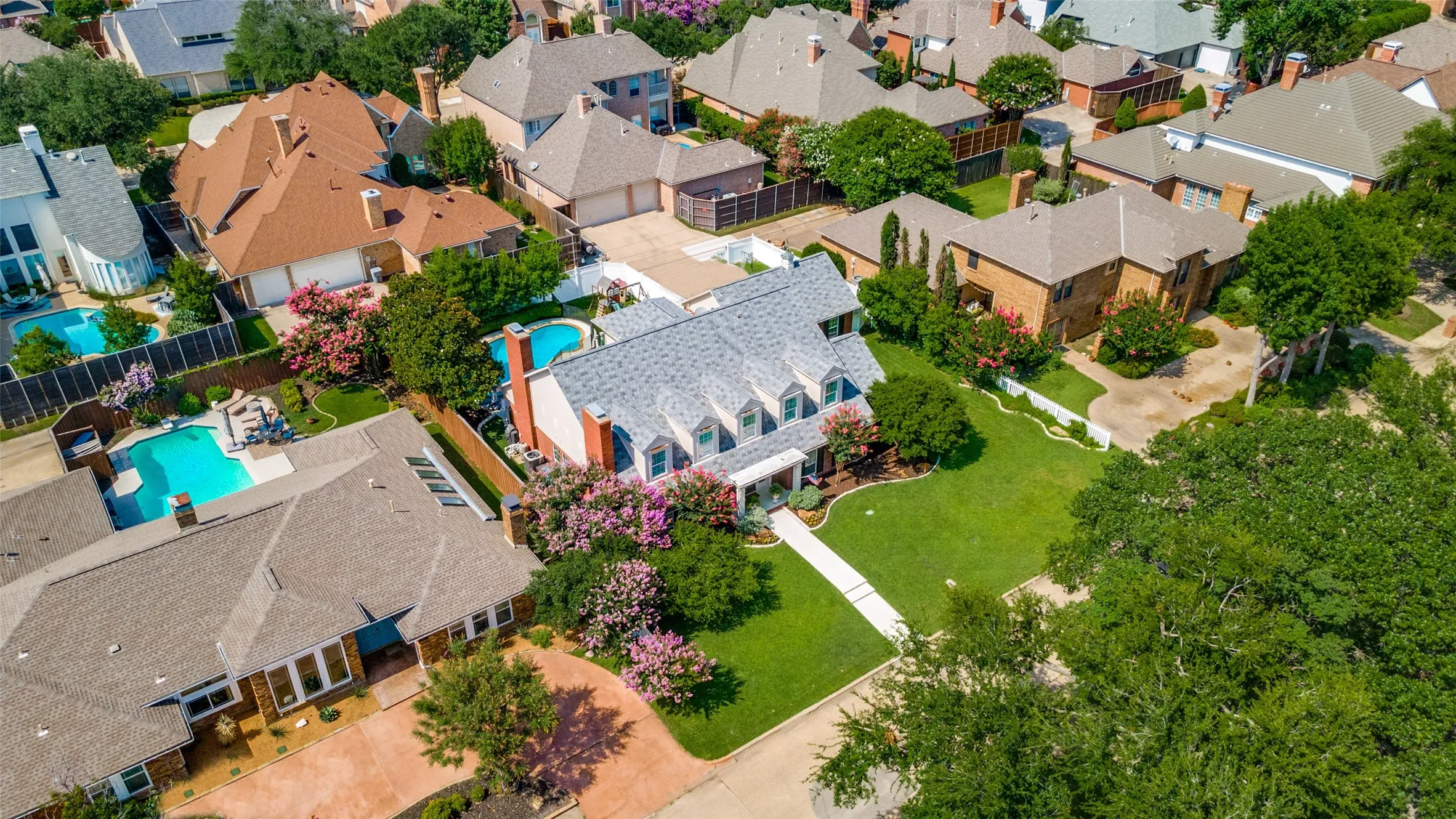 Single Family Residence For Sale in Collin County , 5023 Spyglass Drive, Dallas, Texas 75287, 5 Bedroom, 5 Bathroom, 2 Garage spaces, 3,942 Sqft, built in 1985, mls#21313774, Real Estate Agent in Dallas, Homes For Sale in Collin county, Homes For Sale in Dallas, Realtor in Dallas Texas, Real Estate Brokerage Independent Realty Texas, Luminita Cordes Realtor