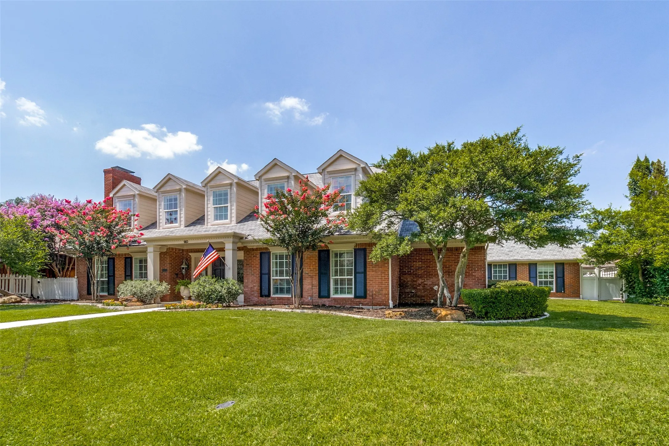 Single Family Residence For Sale in Collin County , 5023 Spyglass Drive, Dallas, Texas 75287, 5 Bedroom, 5 Bathroom, 2 Garage spaces, 3,942 Sqft, built in 1985, mls#21313774, Real Estate Agent in Dallas, Homes For Sale in Collin county, Homes For Sale in Dallas, Realtor in Dallas Texas, Real Estate Brokerage Independent Realty Texas, Luminita Cordes Realtor