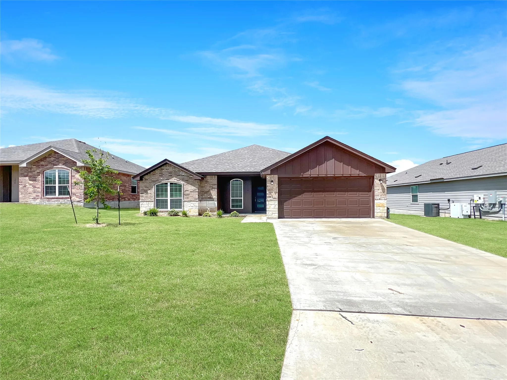 Single Family Residence For Sale in Bell County , 1210 Campbelton Drive, Temple, Texas 76504, 4 Bedroom, 2 Bathroom, 2 Garage spaces, 1,720 Sqft, built in 2023, mls#21312063, Real Estate Agent in Temple, Homes For Sale in Bell county, Homes For Sale in Temple, Realtor in Temple Texas, Real Estate Brokerage Independent Realty Texas, Luminita Cordes Realtor