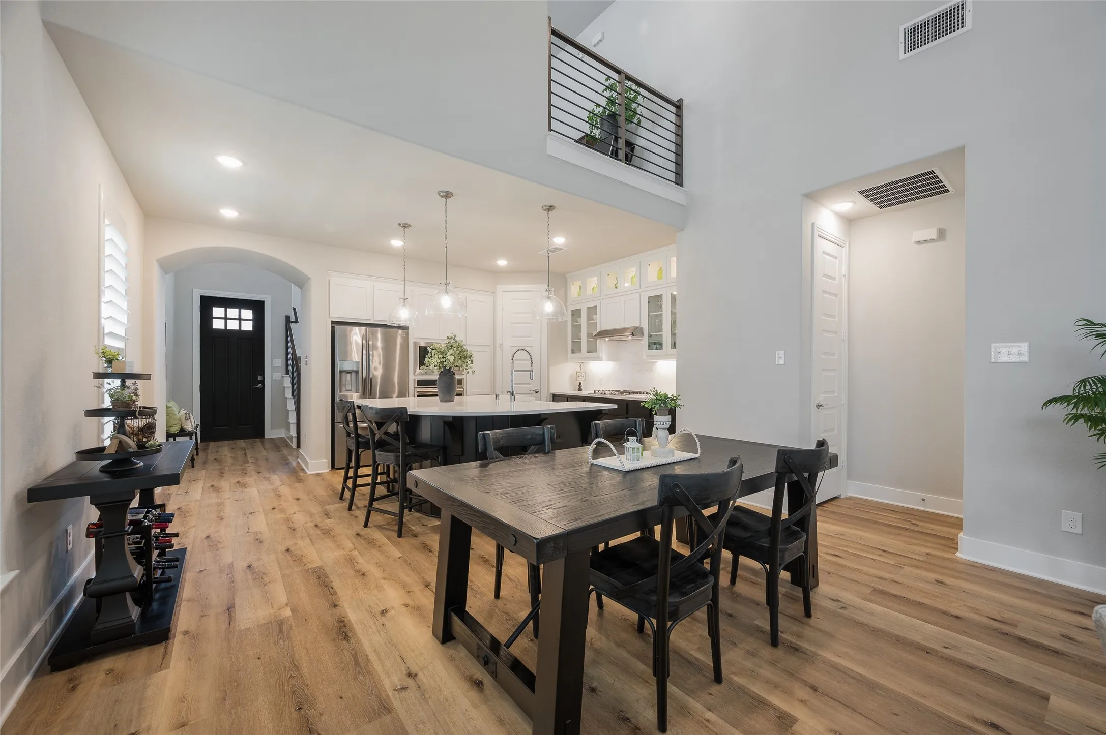Single Family Residence For Sale in Denton County , 2313 Cobbler Street, Northlake, Texas 76247, 3 Bedroom, 3 Bathroom, 2 Garage spaces, 2,273 Sqft, built in 2022, mls#21307464, Real Estate Agent in Northlake, Homes For Sale in Denton county, Homes For Sale in Northlake, Realtor in Northlake Texas, Real Estate Brokerage Independent Realty Texas, Luminita Cordes Realtor