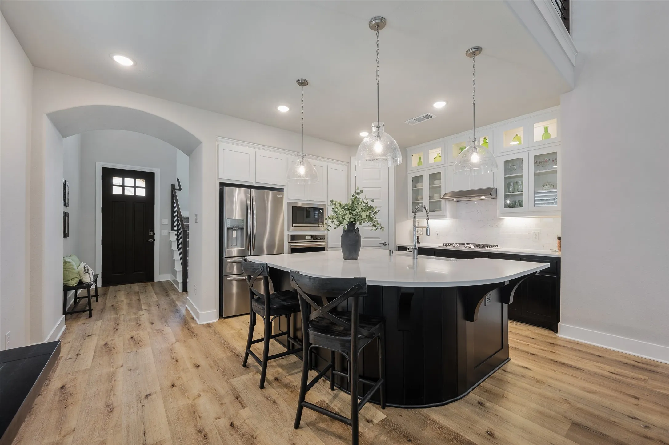 Single Family Residence For Sale in Denton County , 2313 Cobbler Street, Northlake, Texas 76247, 3 Bedroom, 3 Bathroom, 2 Garage spaces, 2,273 Sqft, built in 2022, mls#21307464, Real Estate Agent in Northlake, Homes For Sale in Denton county, Homes For Sale in Northlake, Realtor in Northlake Texas, Real Estate Brokerage Independent Realty Texas, Luminita Cordes Realtor
