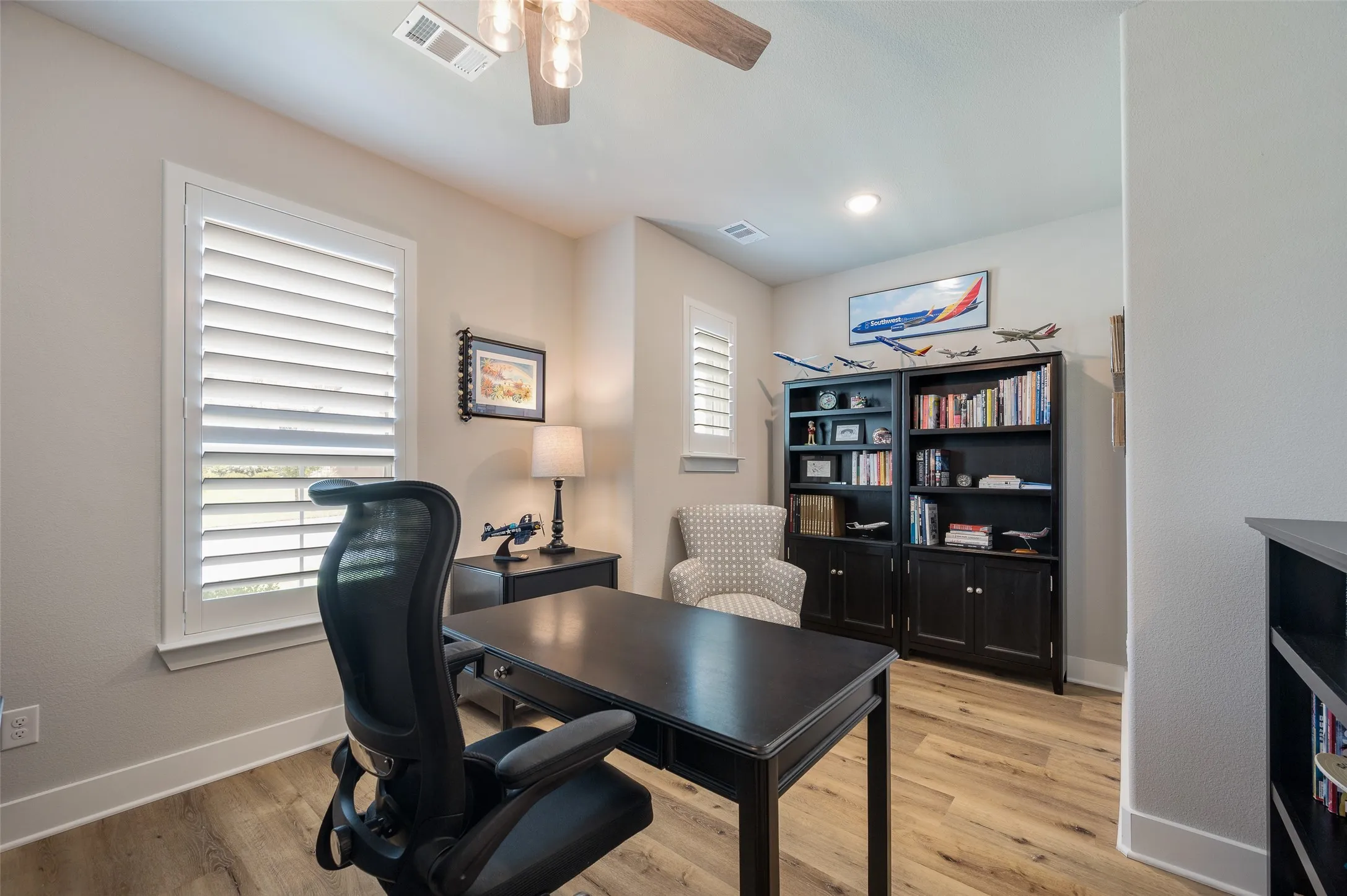 Single Family Residence For Sale in Denton County , 2313 Cobbler Street, Northlake, Texas 76247, 3 Bedroom, 3 Bathroom, 2 Garage spaces, 2,273 Sqft, built in 2022, mls#21307464, Real Estate Agent in Northlake, Homes For Sale in Denton county, Homes For Sale in Northlake, Realtor in Northlake Texas, Real Estate Brokerage Independent Realty Texas, Luminita Cordes Realtor