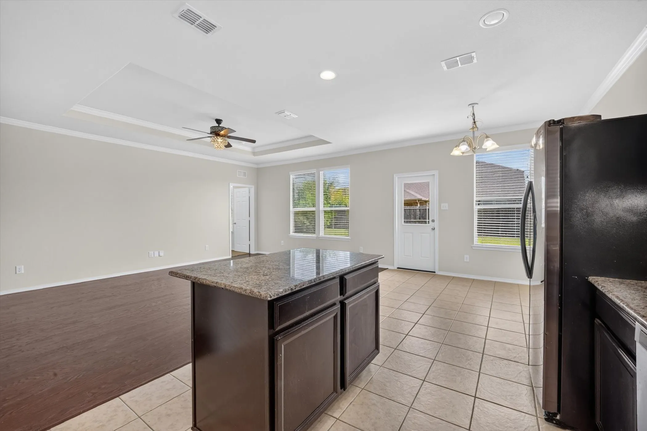 Single Family Residence For Sale in Denton County , 3113 Adrian Creek Drive, Little Elm, Texas 75068, 3 Bedroom, 2 Bathroom, 2 Garage spaces, 1,437 Sqft, built in 2017, mls#21312945, Real Estate Agent in Little Elm, Homes For Sale in Denton county, Homes For Sale in Little Elm, Realtor in Little Elm Texas, Real Estate Brokerage Independent Realty Texas, Luminita Cordes Realtor